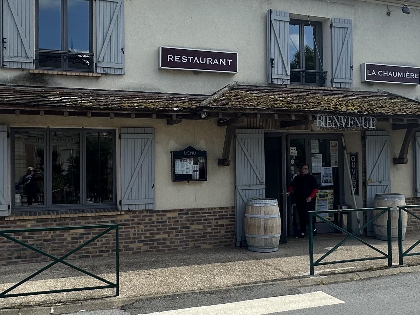 Magasin à vendre - 294m2 - Mouroux (77120)