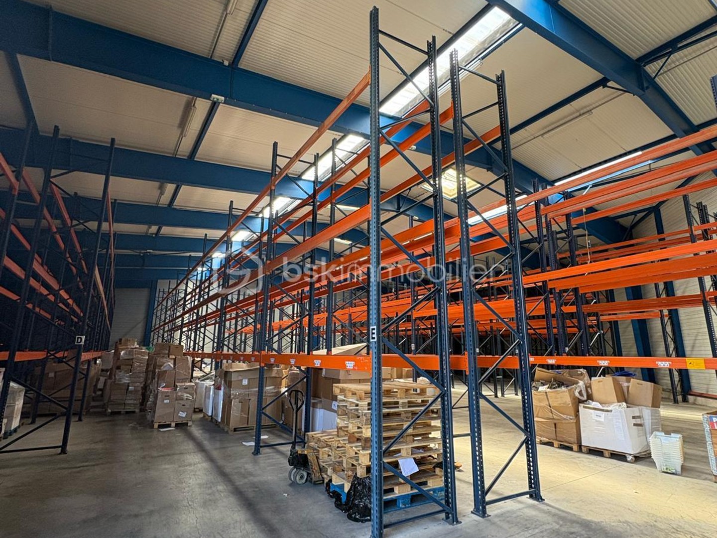 Immeuble 1 pièce 2000 m²