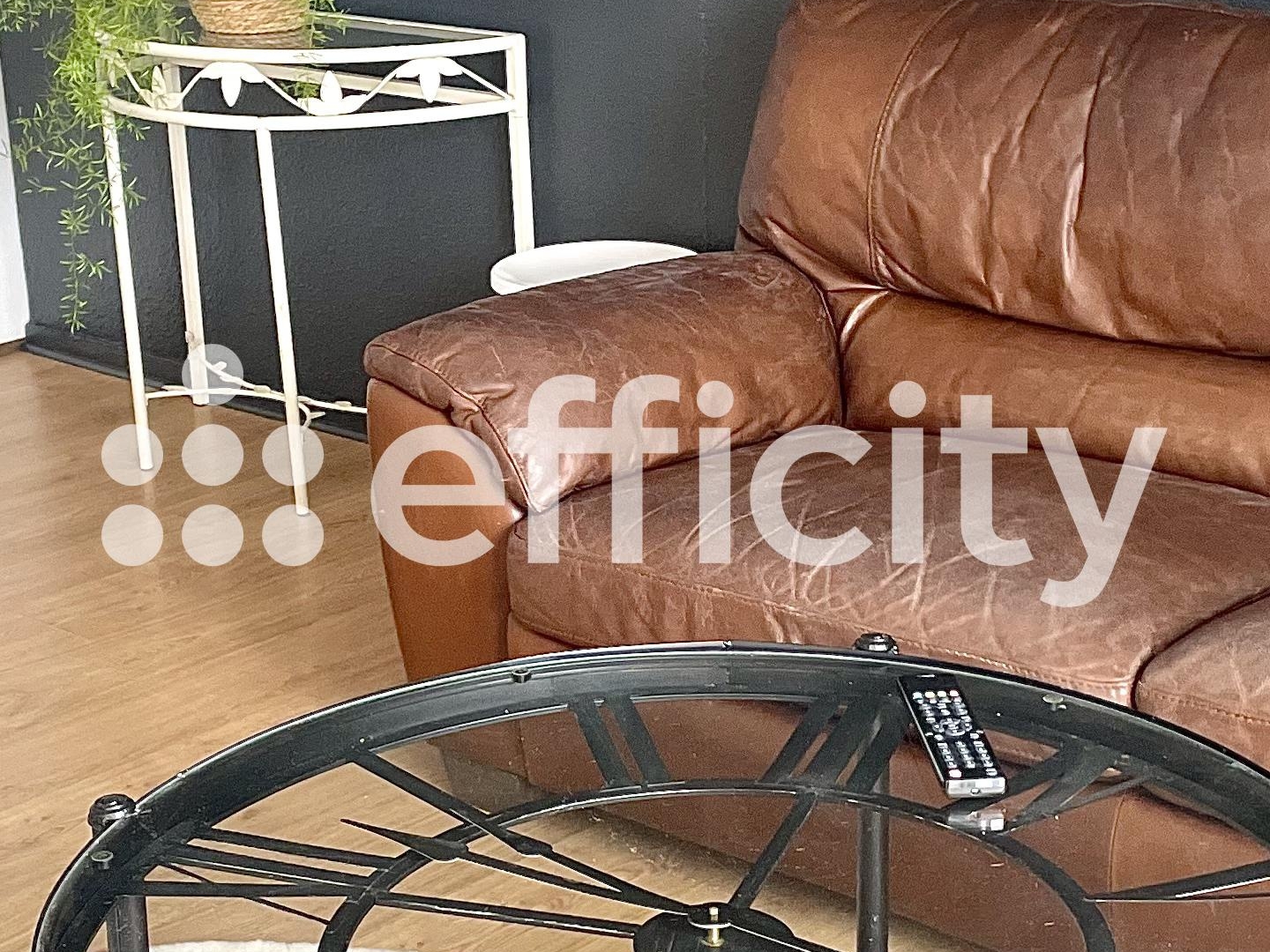 Appartement à vendre - 2 pièces - 60m2 - La Roche-Sur-Yon (85000)