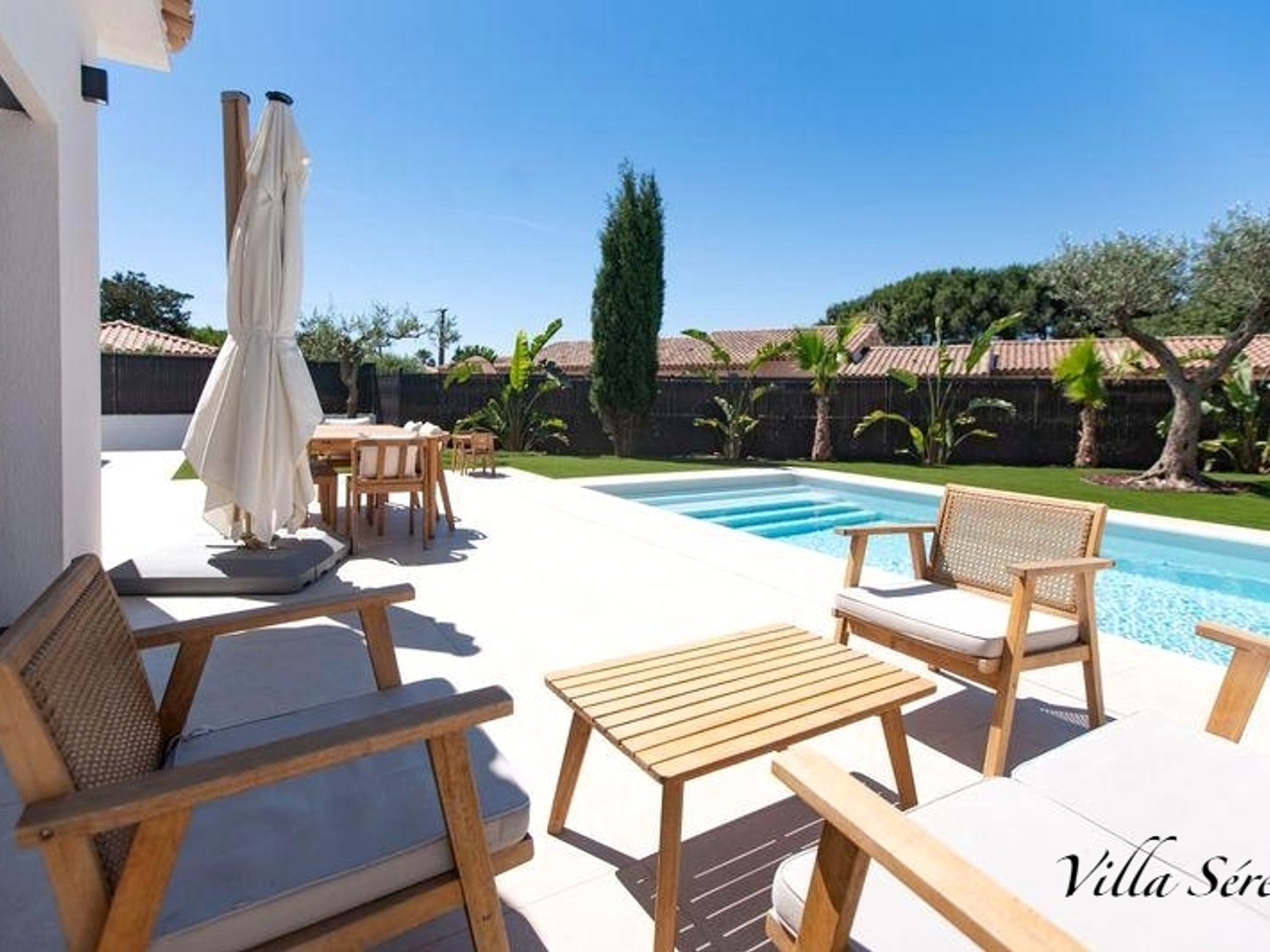 Maison à vendre - 5 pièces - 138m2 - Puget-Sur-Argens (83480)