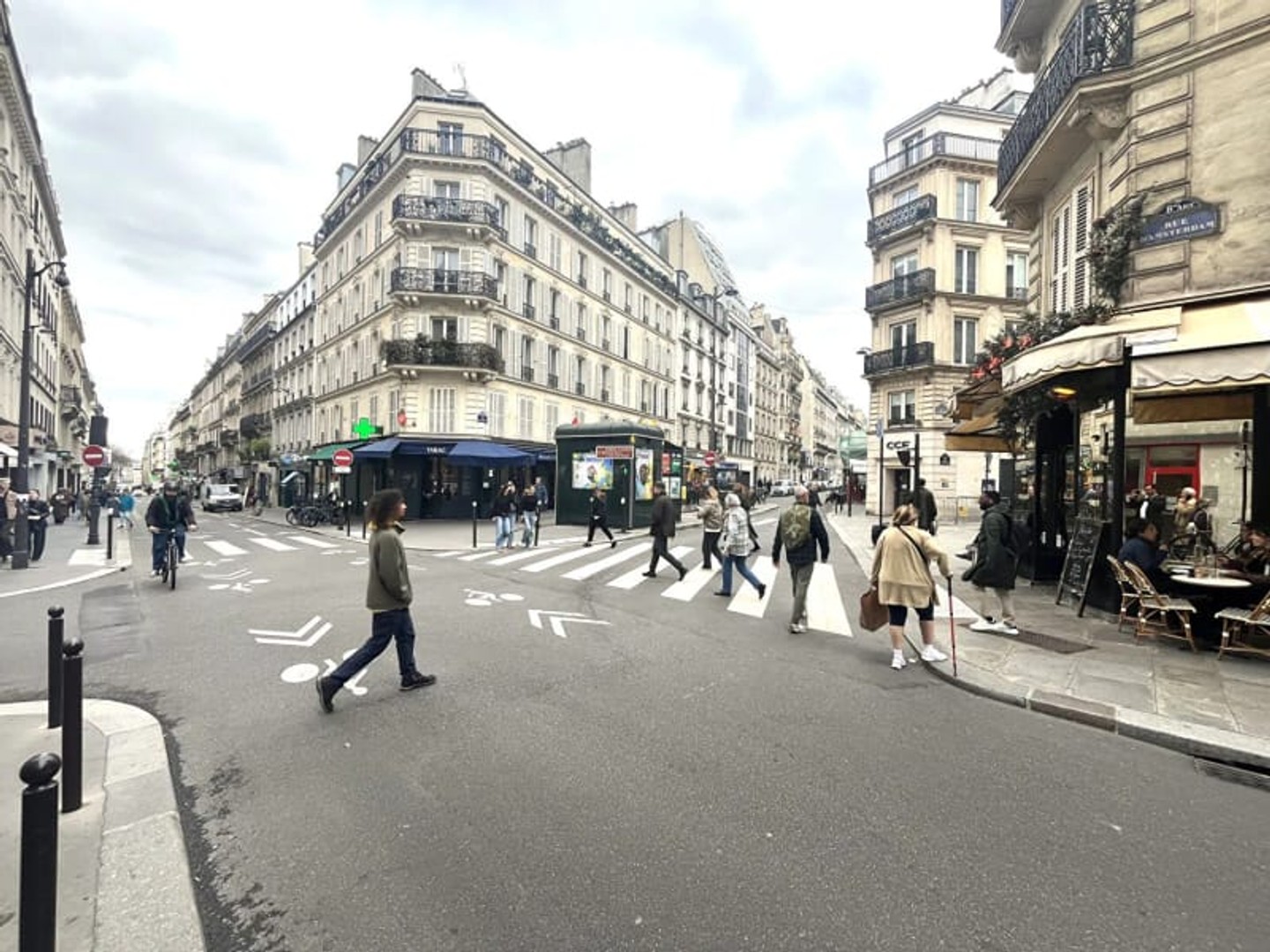 Magasin à vendre - 55m2 - Paris 8e (75008)