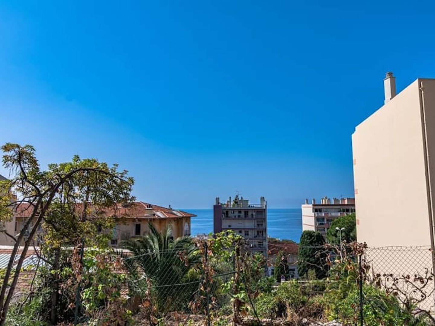 Appartement à vendre - 1 pièce - 34m2 - Cap-D'ail (06320)