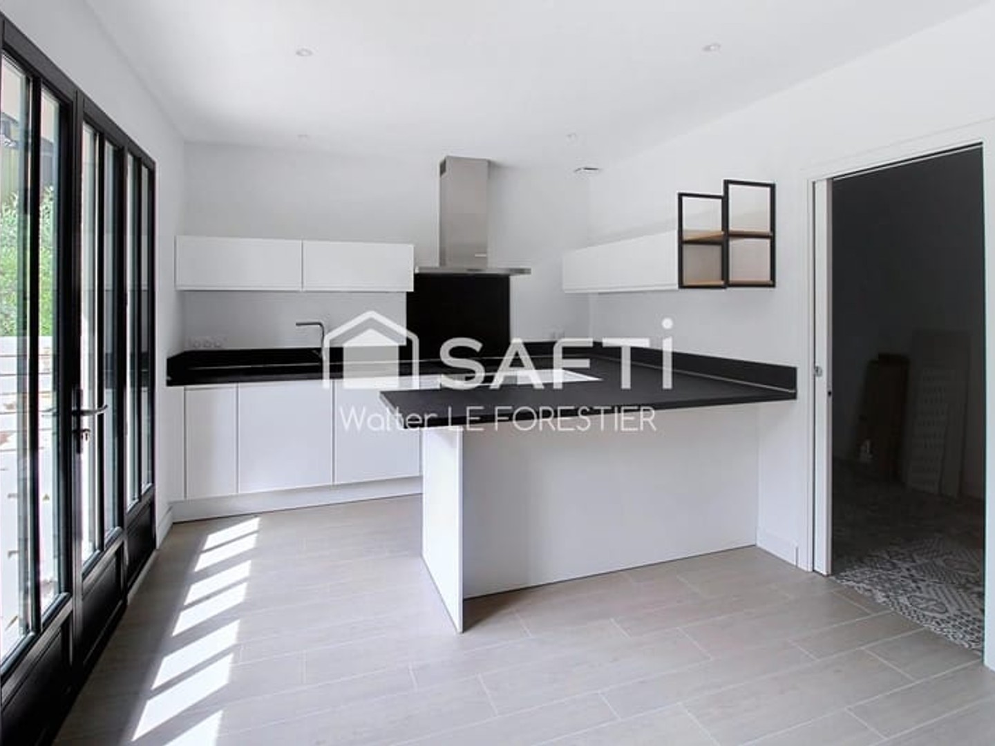 Maison à vendre - 6 pièces - 156m2 - Andernos-Les-Bains (33510)