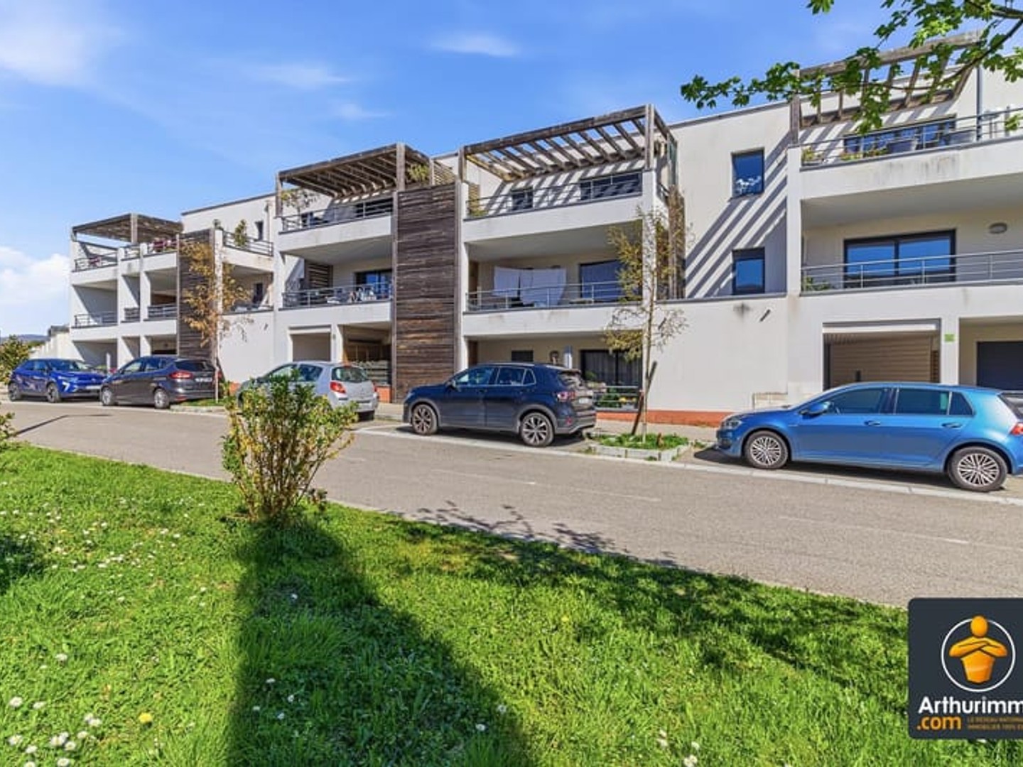 Appartement à vendre - 3 pièces - 66m2 - Soucieu-En-Jarrest (69510)
