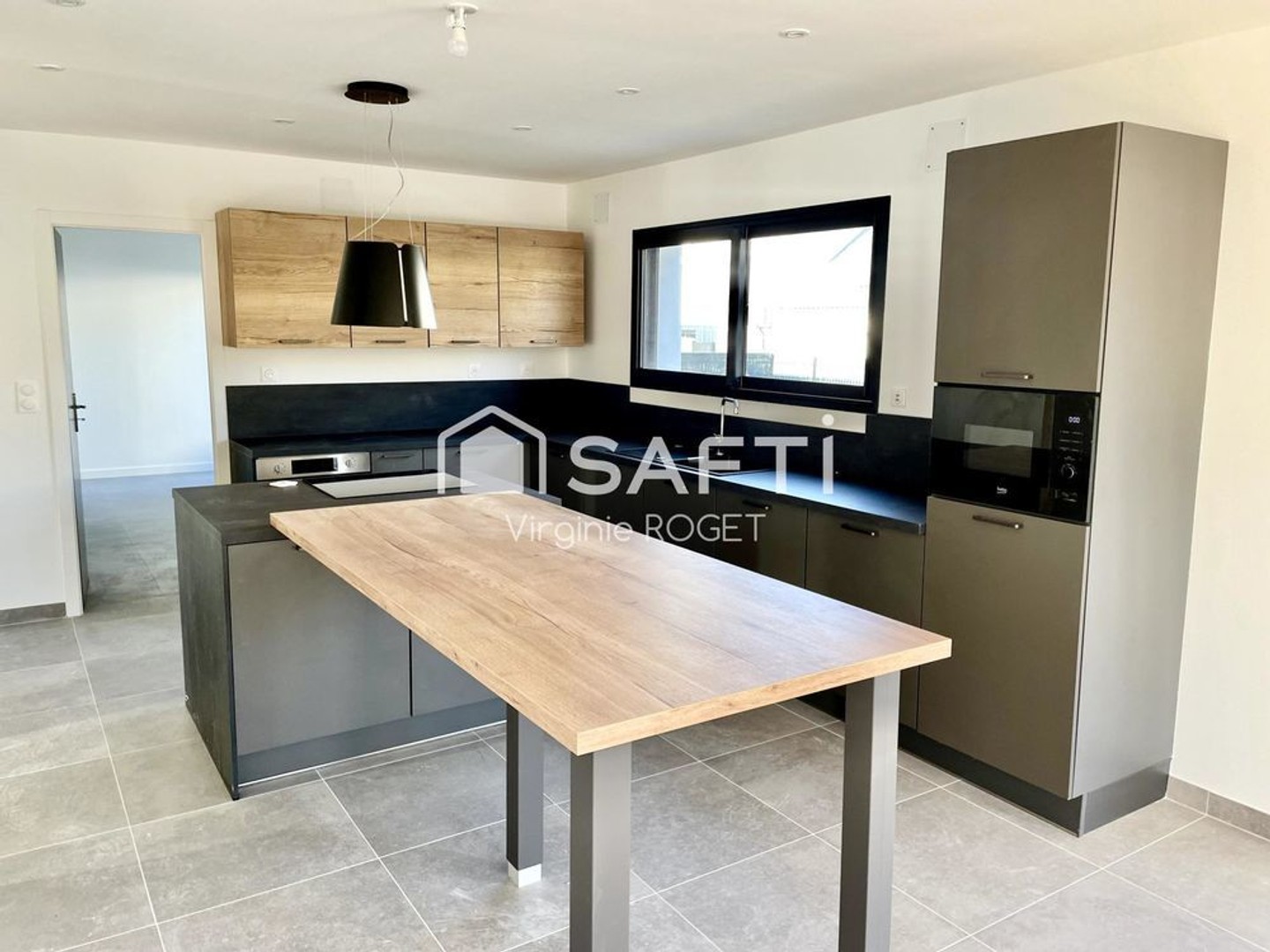 Maison à vendre - 7 pièces - 150m2 - Champigny (51370)