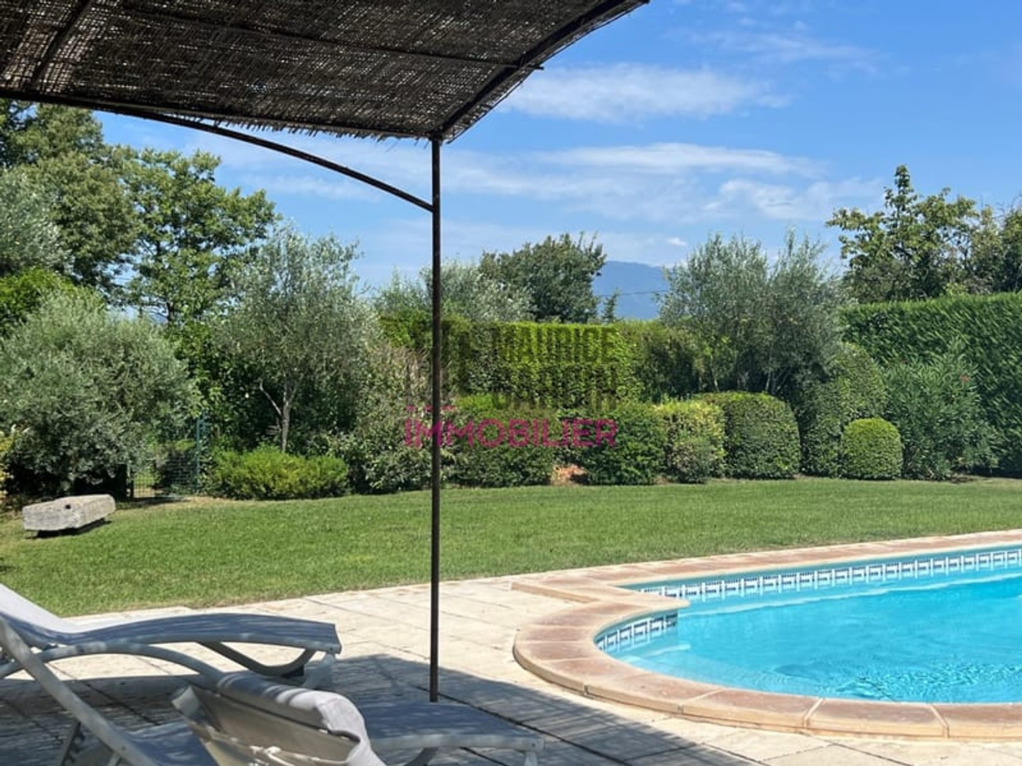 Maison à vendre - 8 pièces - 223m2 - Carpentras (84200)