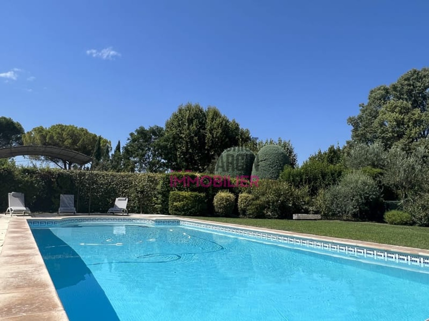 Maison à vendre - 8 pièces - 223m2 - Carpentras (84200)