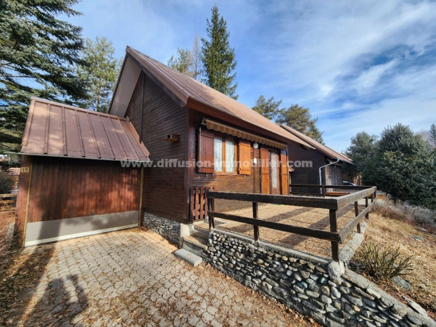 Maison à vendre - 4 pièces - 180m2 - Barcelonnette (04400)