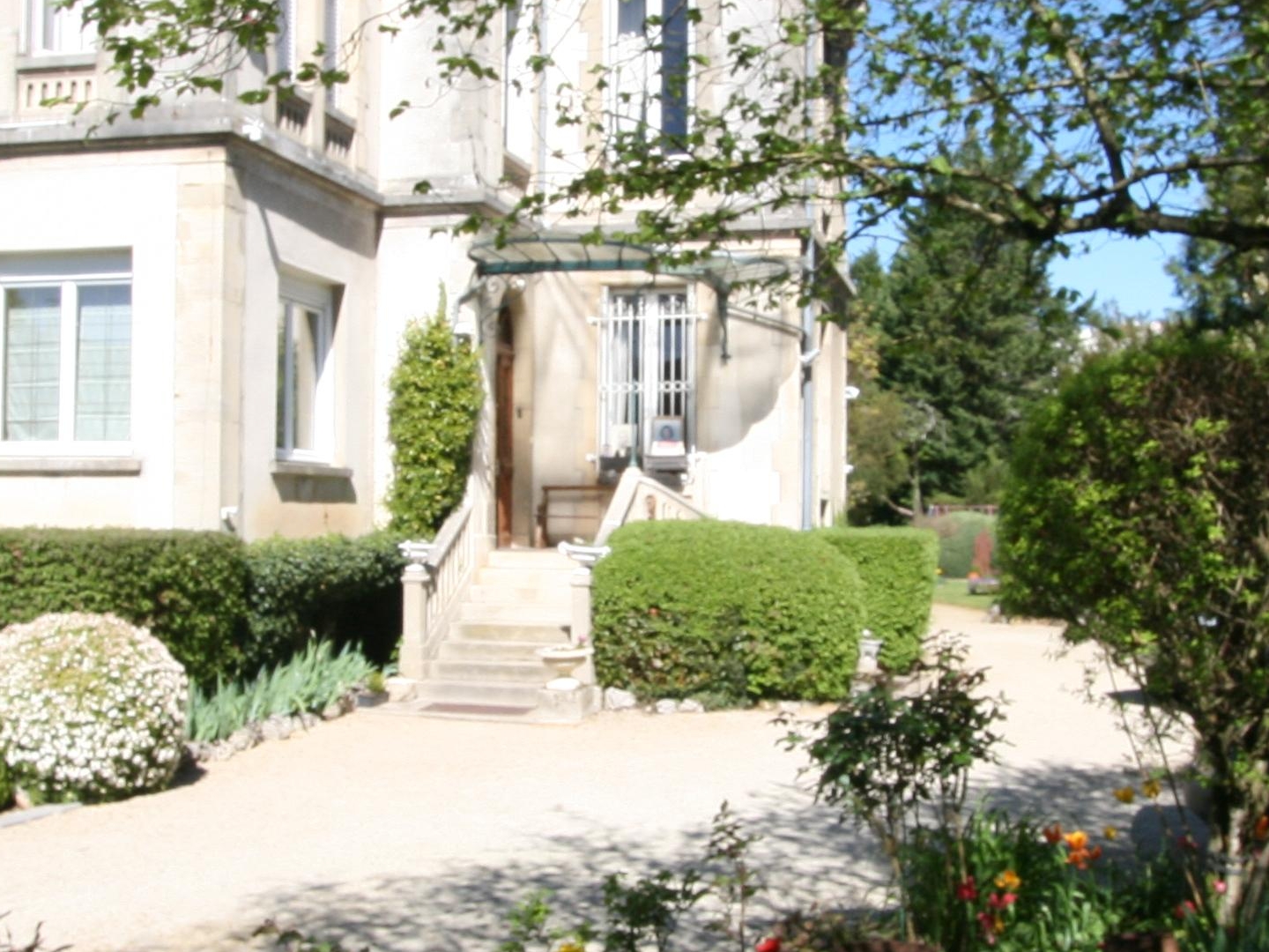 Maison de maître 27 pièces 400 m²