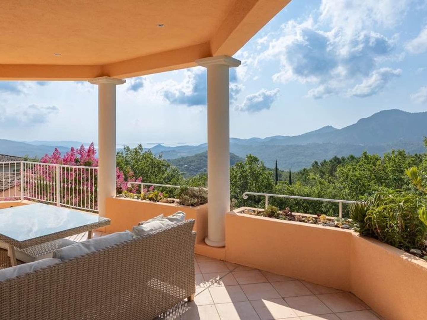 Villa 5 pièces 166 m²