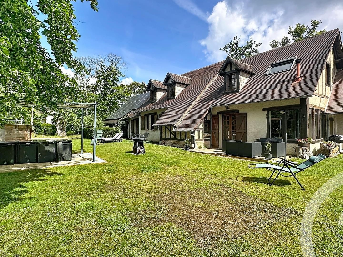 Maison à vendre - 8 pièces - 199m2 - Yvoy-Le-Marron (41600)