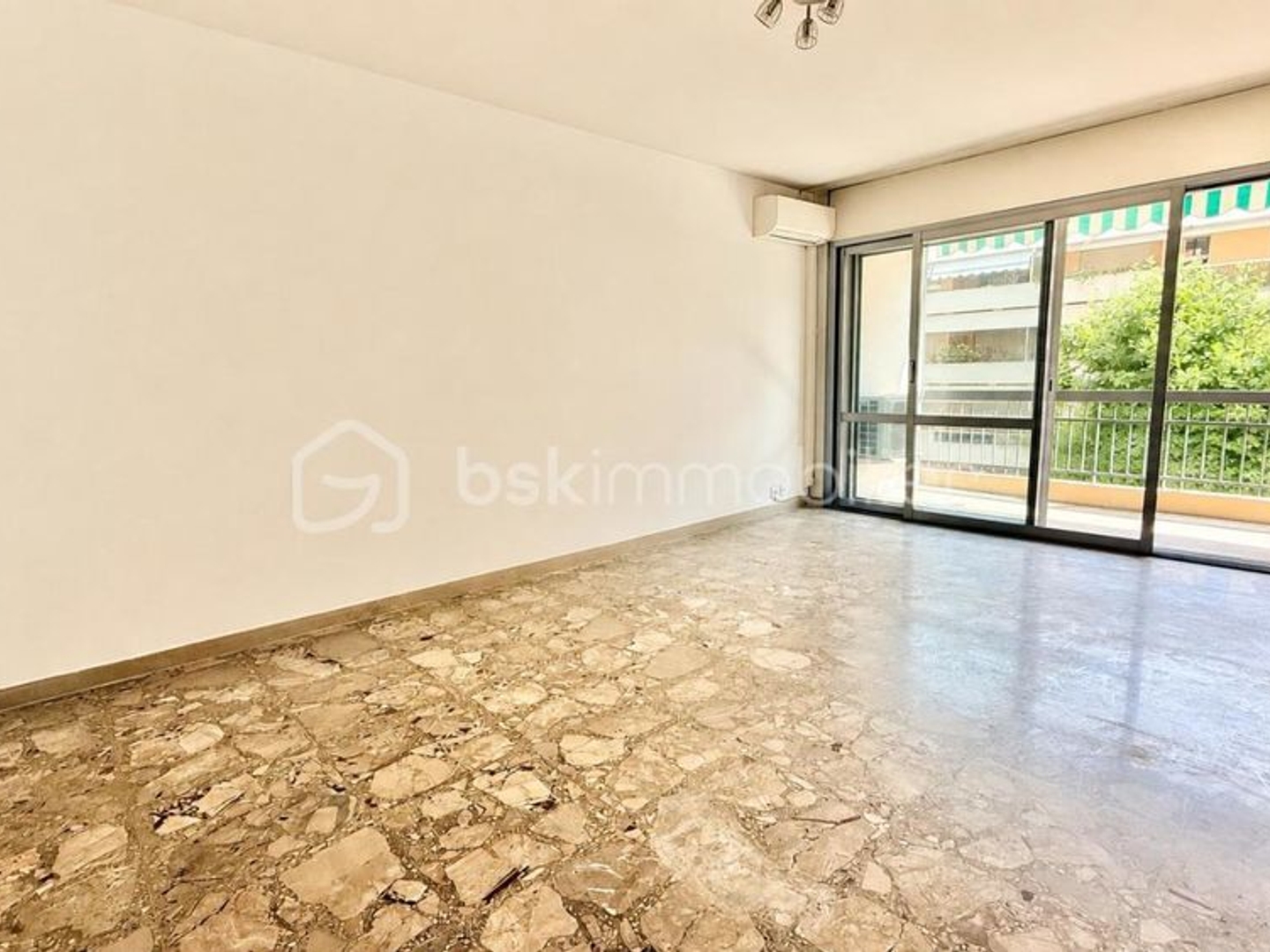 Appartement à vendre - 2 pièces - 51m2 - Vence (06140)