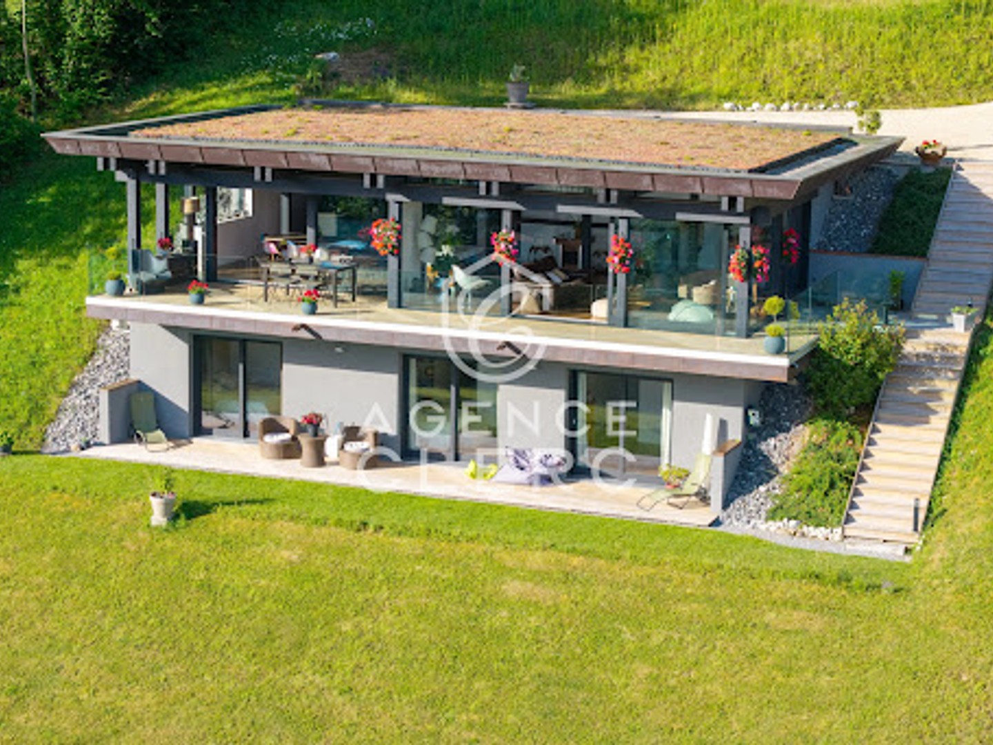 Maison à vendre - 4 pièces - 192m2 - Annecy (74000)