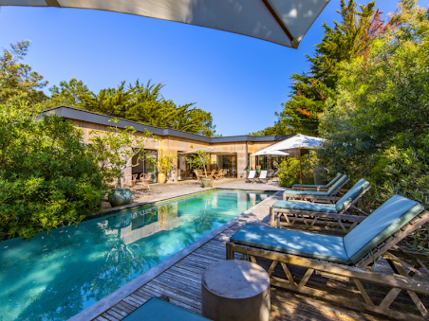 Villa 7 pièces 220 m²
