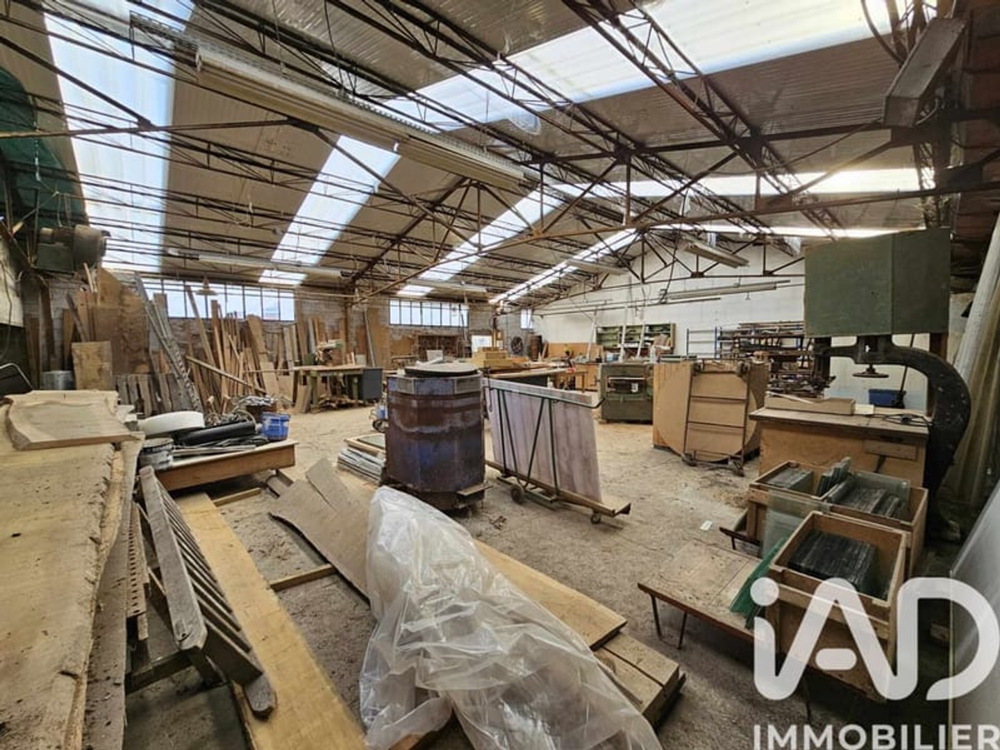 Magasin à vendre - 262m2 - Merville (59660)