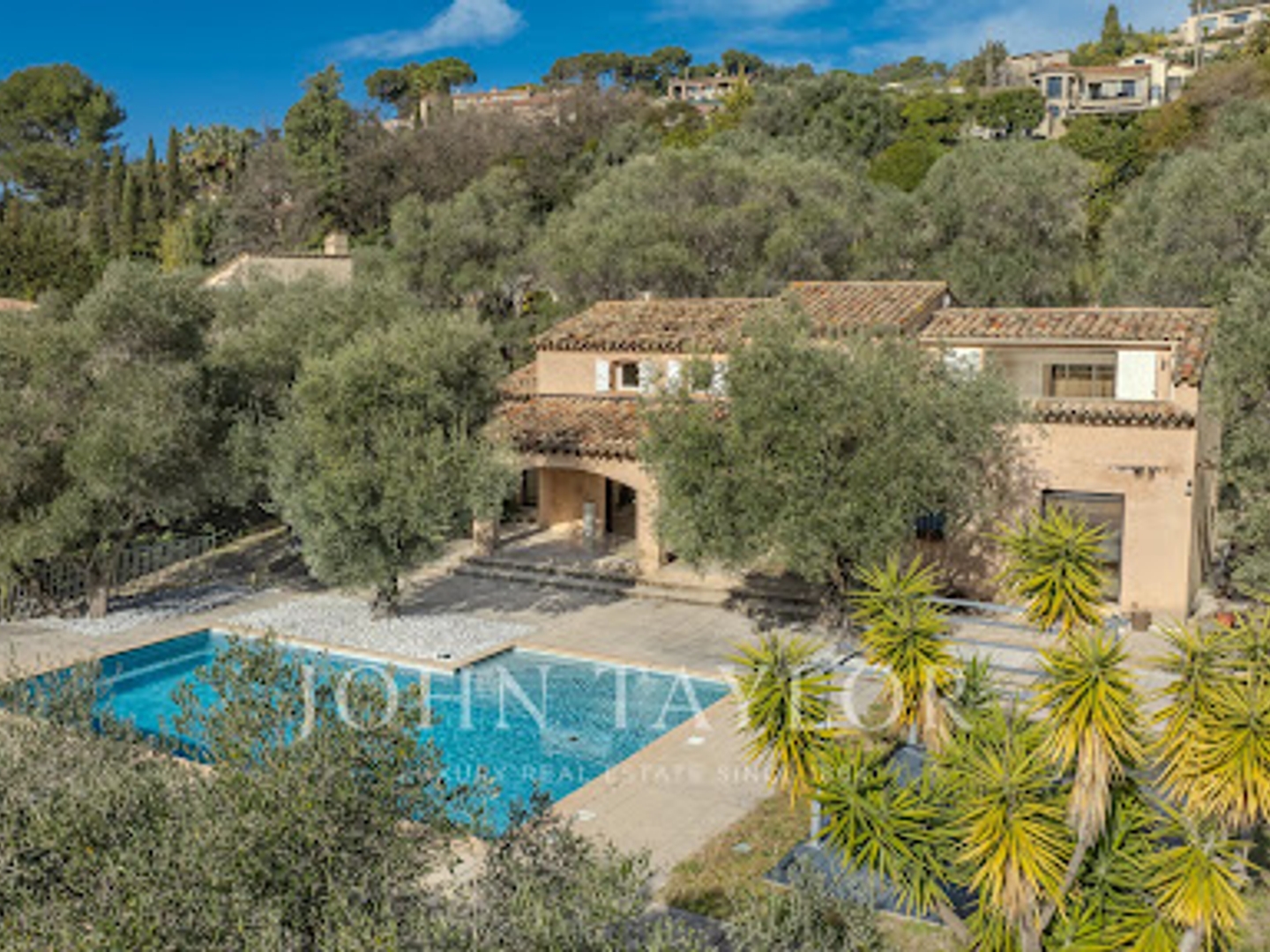 Maison à vendre - 5 pièces - 166m2 - Mougins (06250)