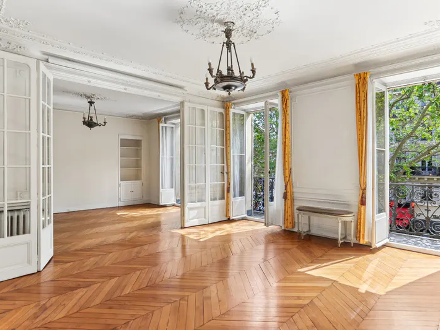 Appartement à vendre - 6 pièces - 148m2 - Paris 10e (75010)