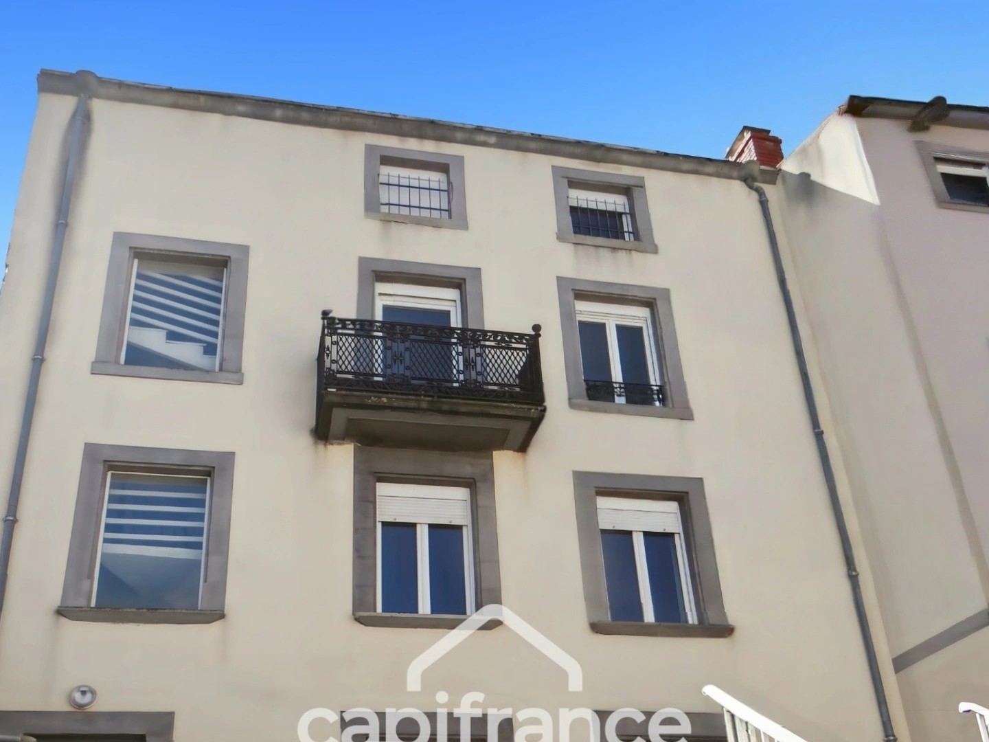 Immeuble à vendre - 15 pièces - 280m2 - Beaumont (63110)