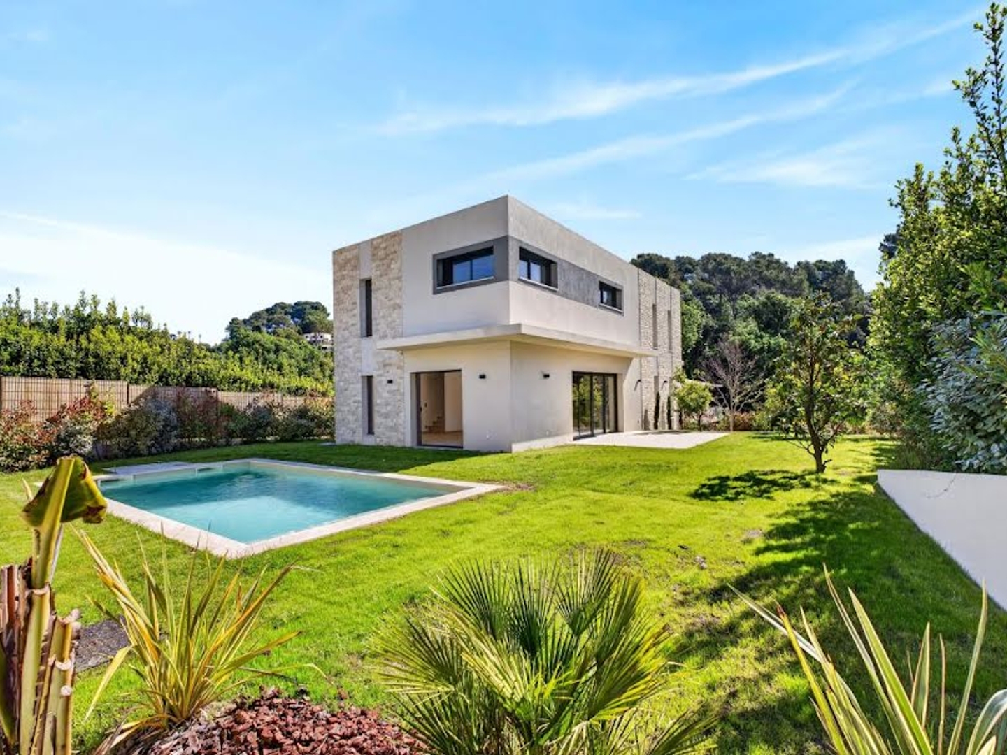 Maison à vendre - 5 pièces - 182m2 - Grasse (06520)