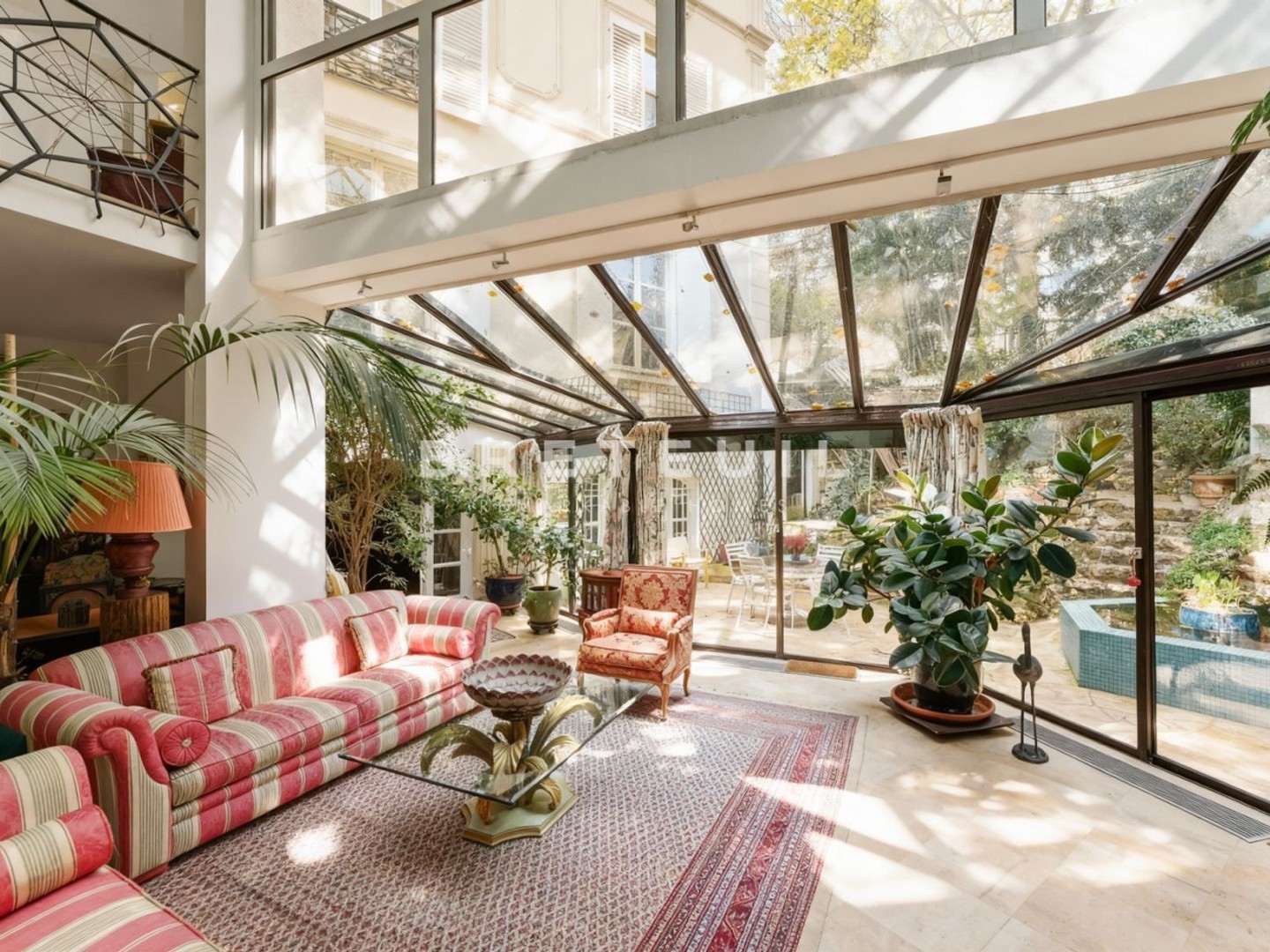 Appartement à vendre - 7 pièces - 227m2 - Paris 16e (75016)