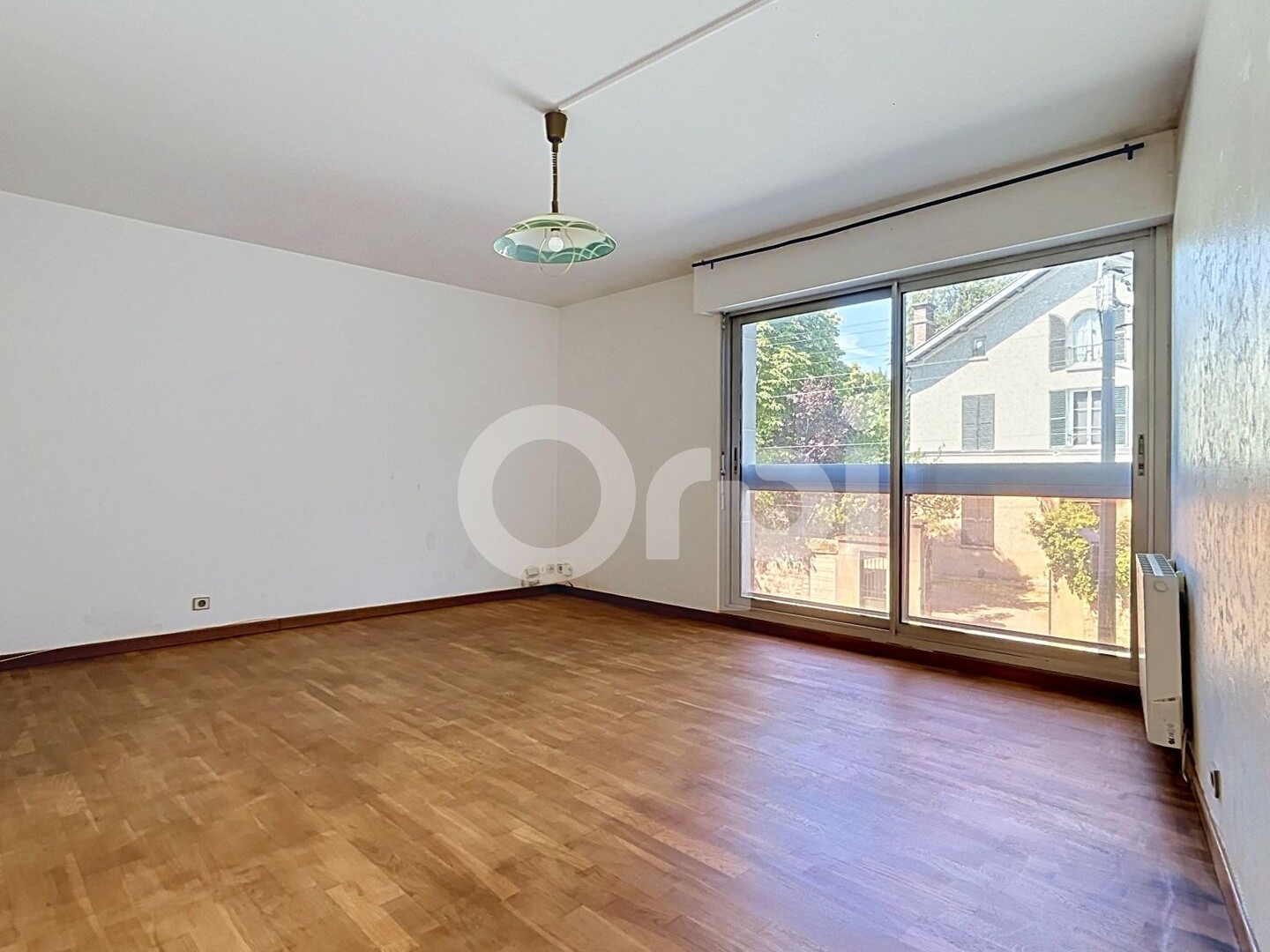 Appartement à vendre - 3 pièces - 60m2 - Chantilly (60500)