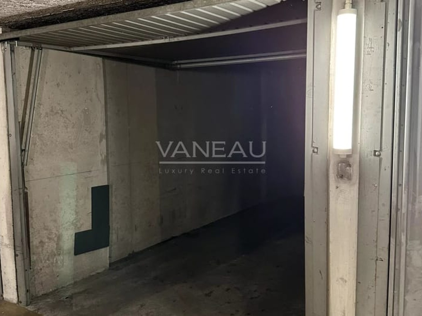 Parking / garage / box à vendre - 6m2 - Paris 6e (75006)