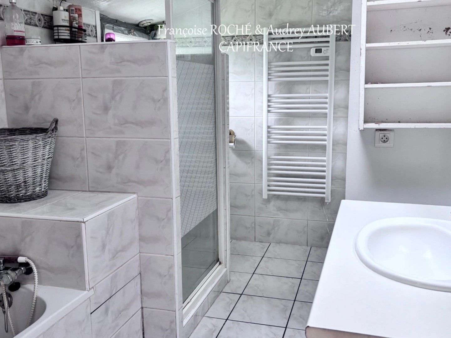Maison à vendre - 9 pièces - 211m2 - Taillebourg (17350)