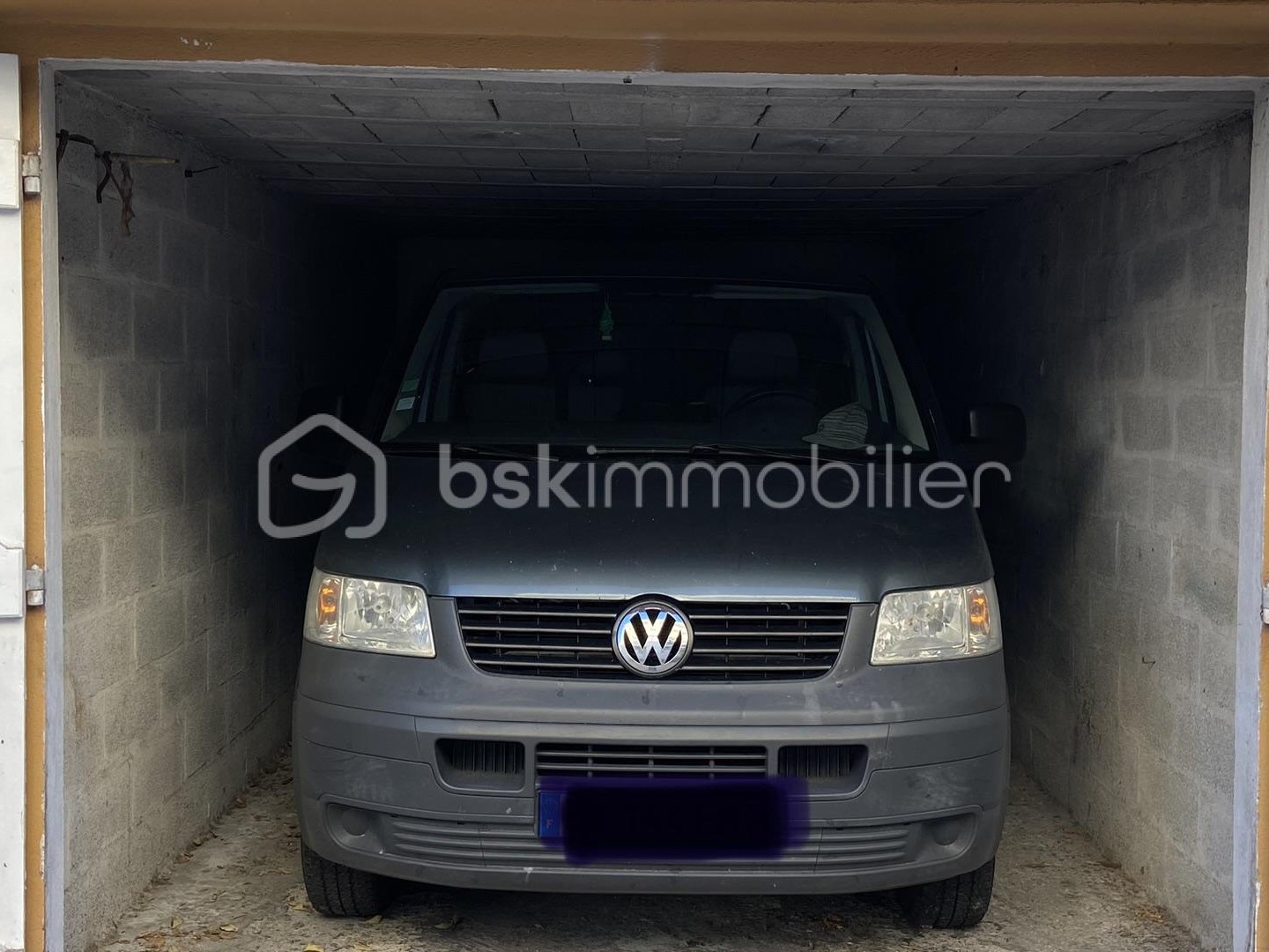 Parking / garage / box à vendre - 17m2 - Toulon (83200)