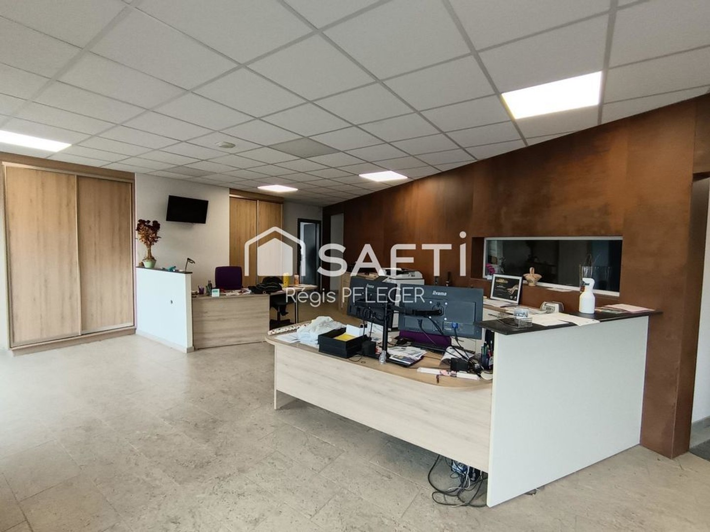 Locaux à vendre - 300m2 - Grandvillars (90600)