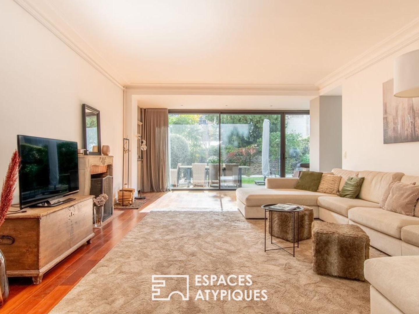 Maison à vendre - 10 pièces - 324m2 - Écouflant (49000)