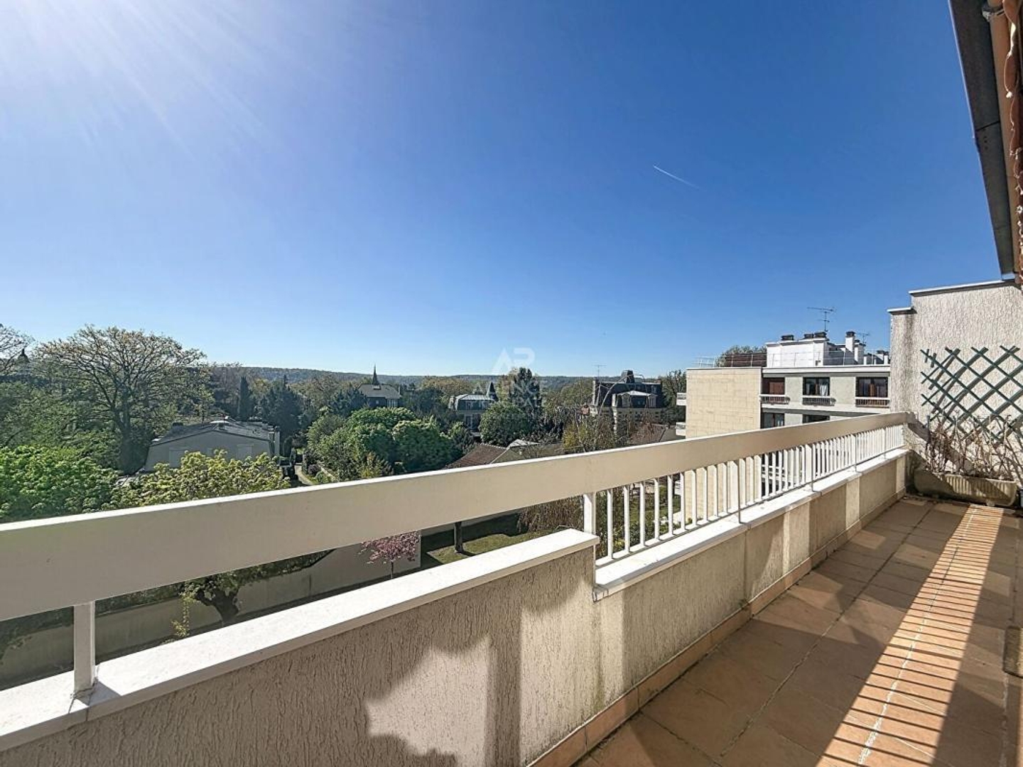 Appartement à vendre - 4 pièces - 91m2 - Chatou (78400)