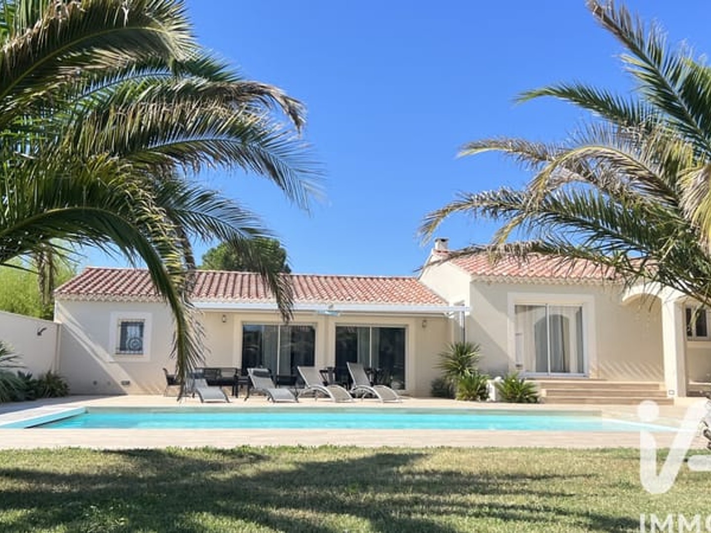 Maison 11 pièces 275 m²