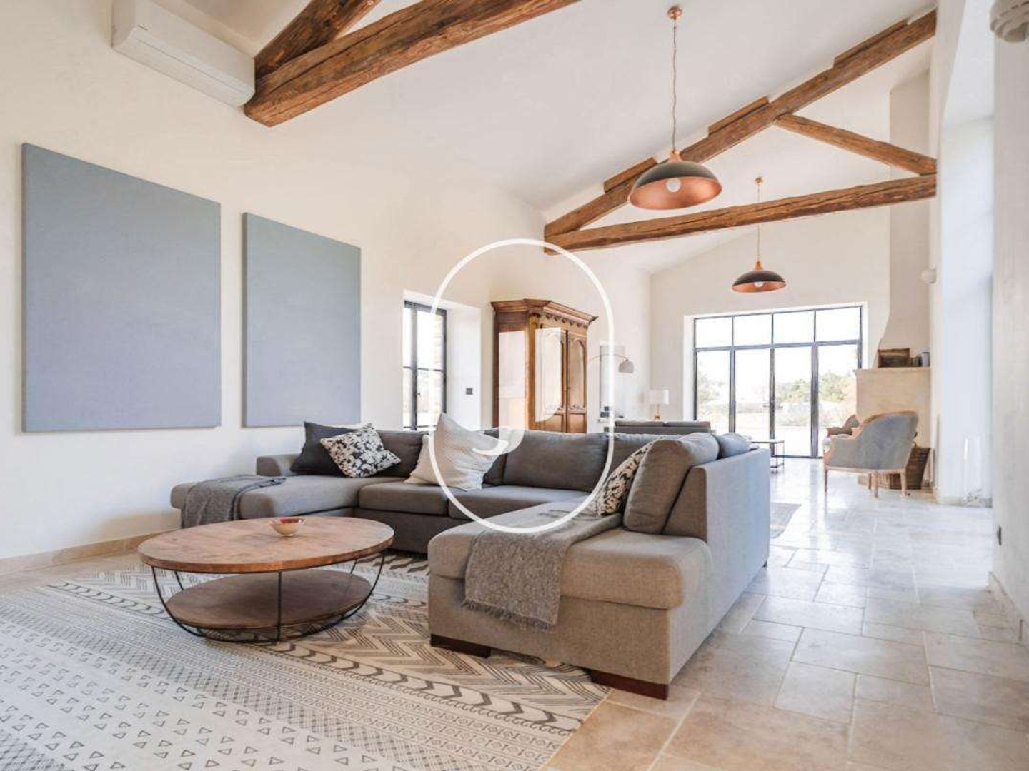 Maison 21 pièces 1000 m²