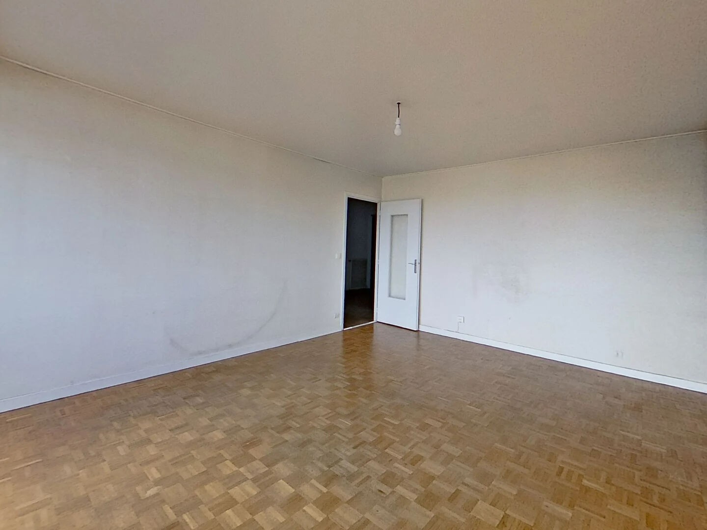 Appartement à vendre - 2 pièces - 57m2 - Lyon 8e (69008)