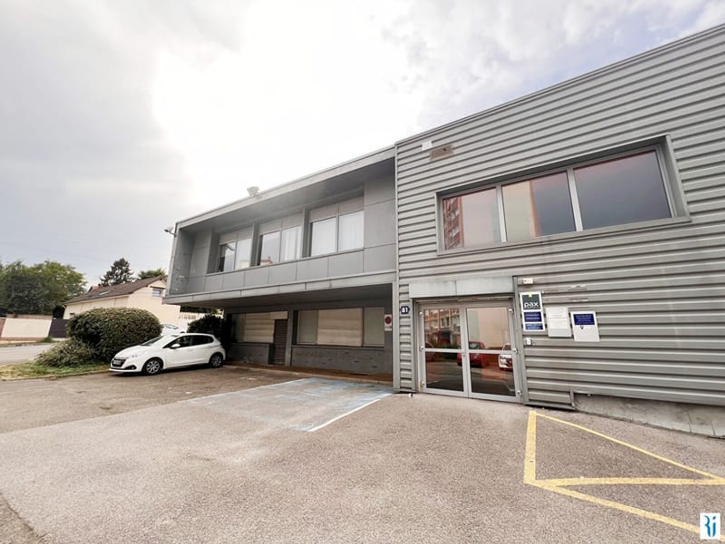 Magasin à vendre - 110m2 - Bihorel (76420)