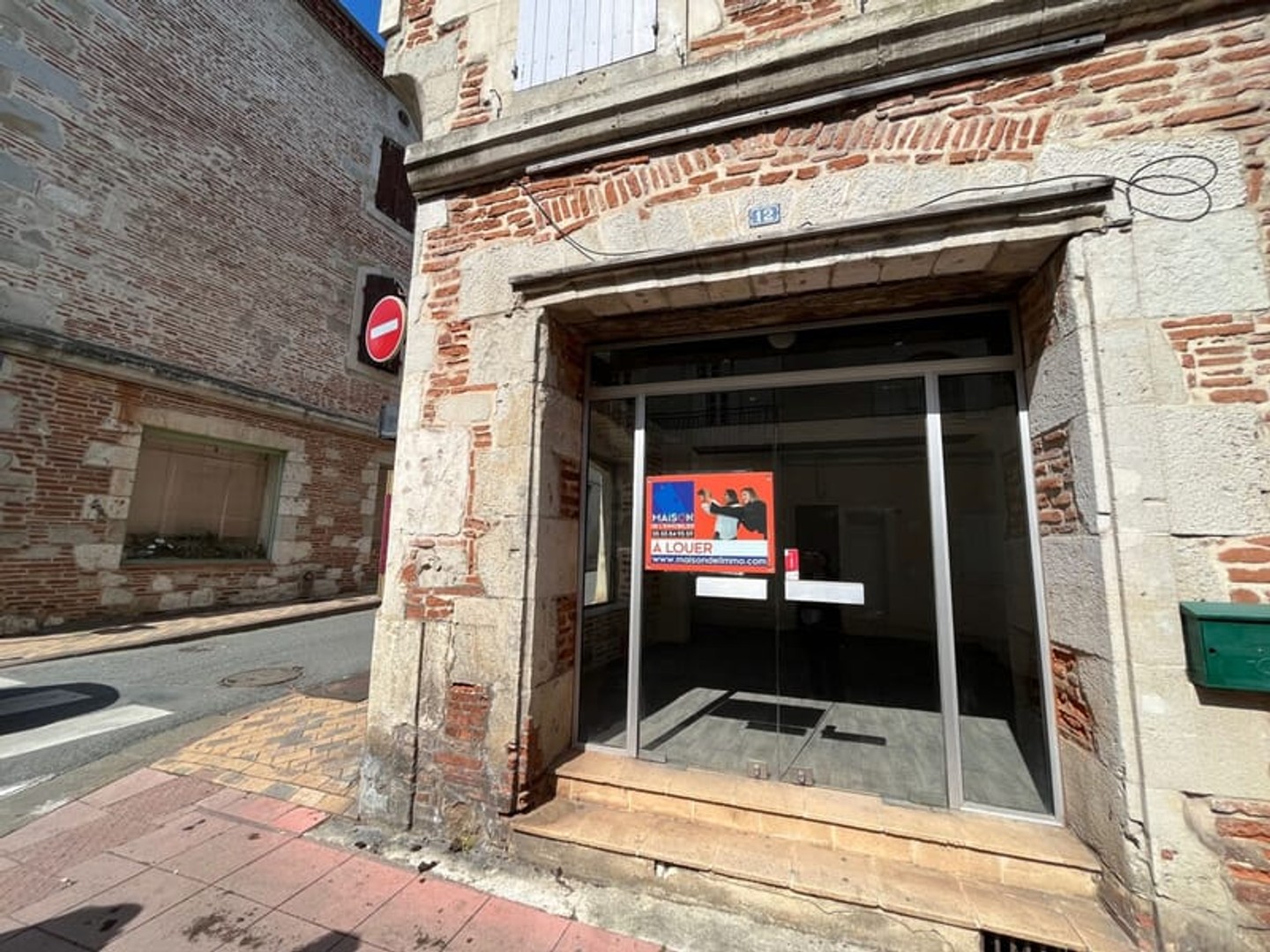 Magasin à vendre - 2 pièces - 35m2 - Villeneuve-Sur-Lot (47300)