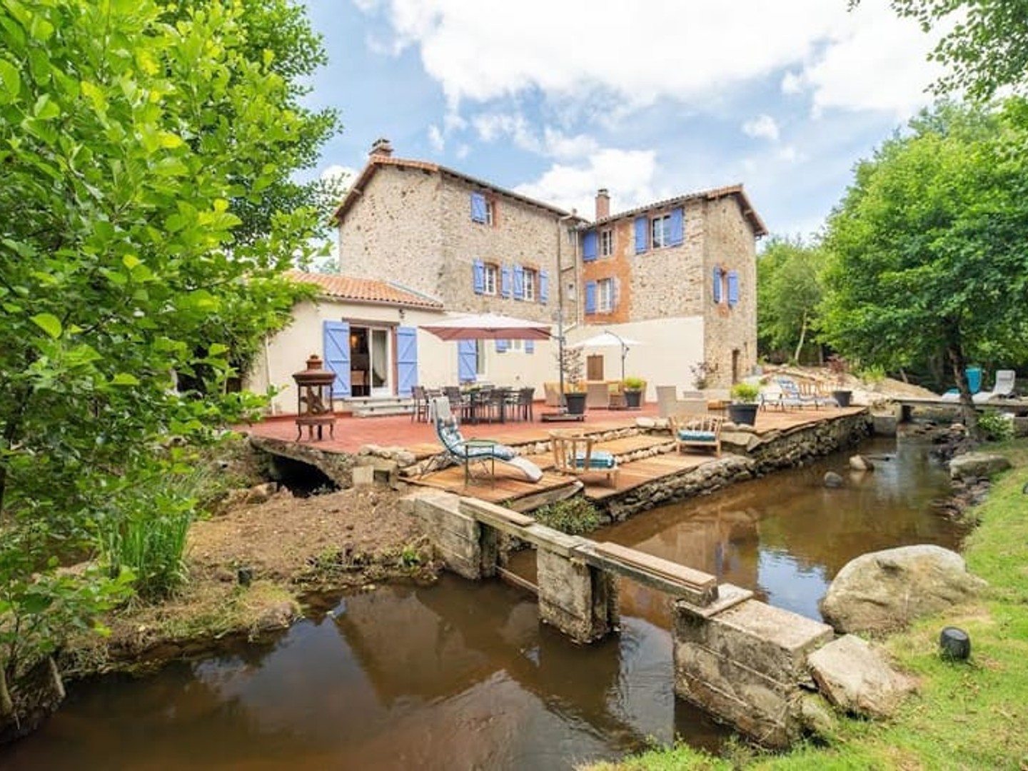 Maison à vendre - 9 pièces - 250m2 - Balledent (87290)