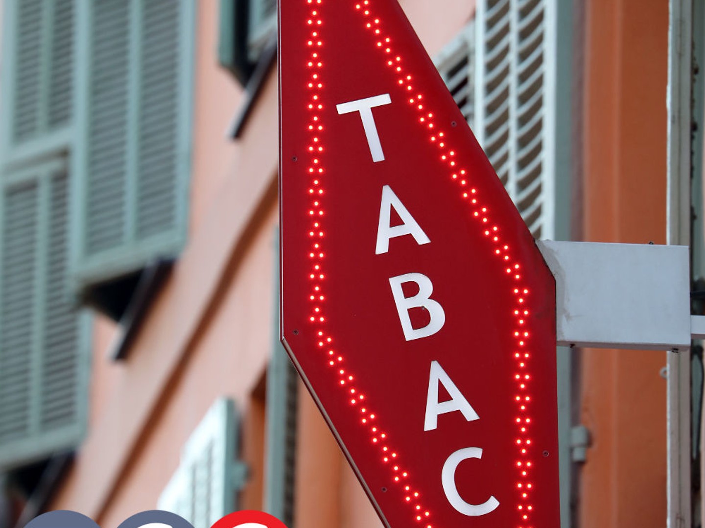 Fonds de commerce Bar Tabac parfait état 153 m2 commissions 385 000 .CA 1.160 .000