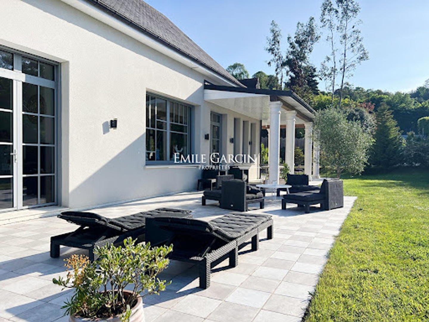 Maison 9 pièces 314 m²