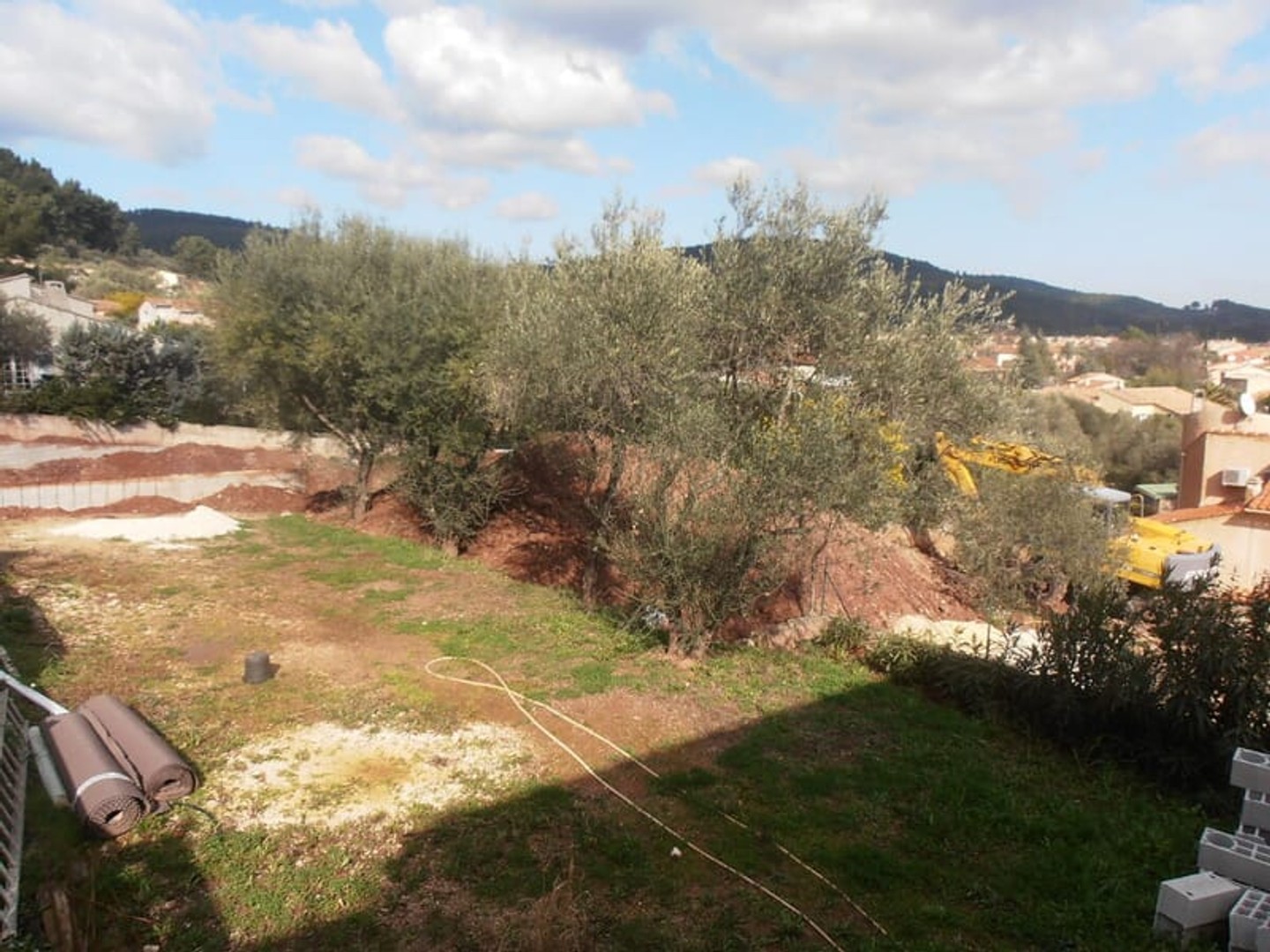 Terrain à vendre - 460m2 - Solliès-Pont (83210)