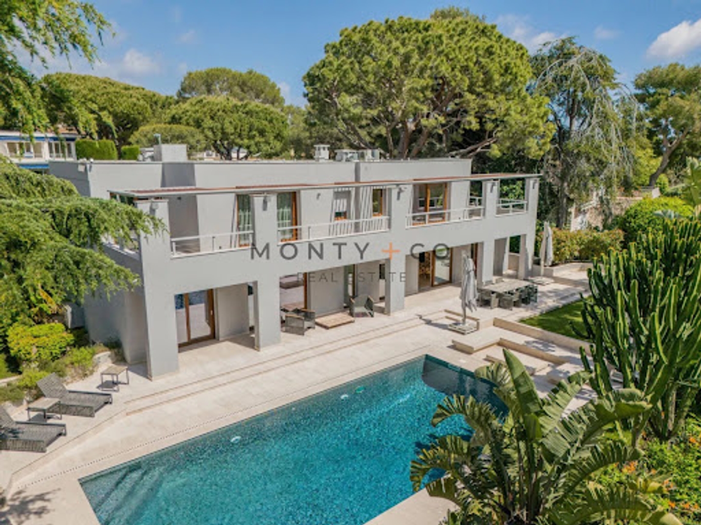 Villa 412 m²