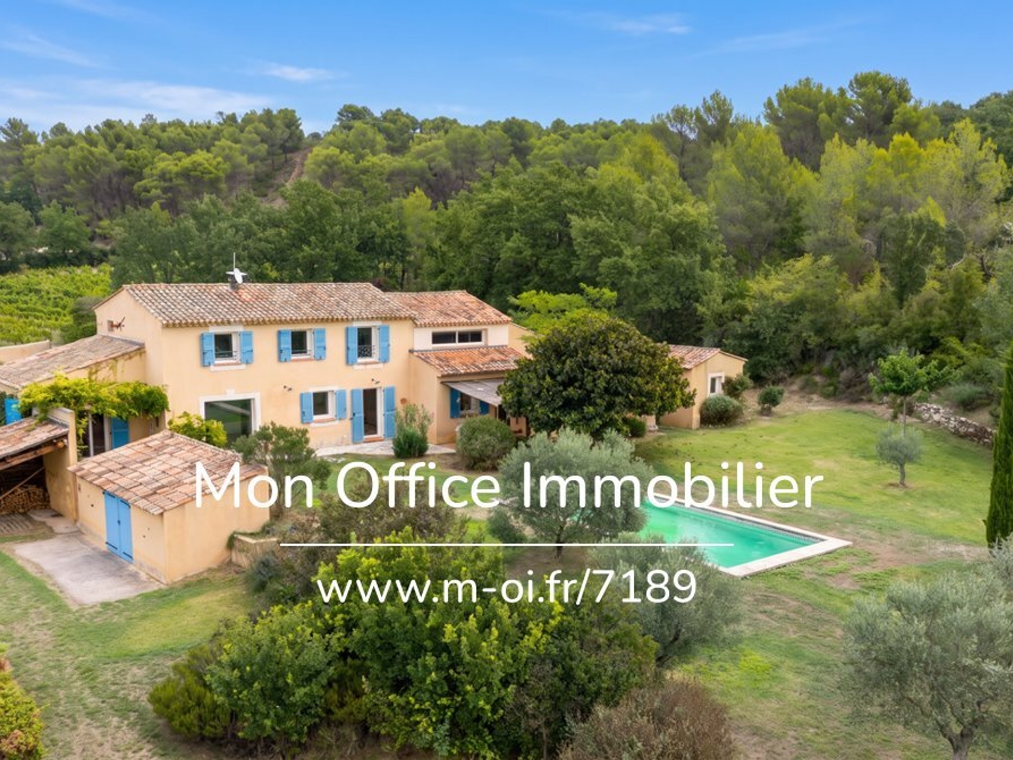Vends maison - 215 m² - 7 pièces, 5 chambres - Rognes 13840