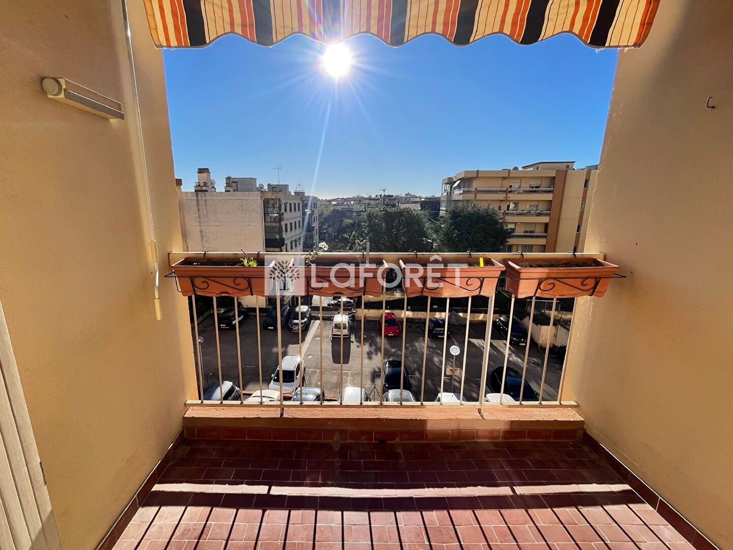 Appartement à vendre - 4 pièces - 75m2 - Saint-Laurent-Du-Var (06700)