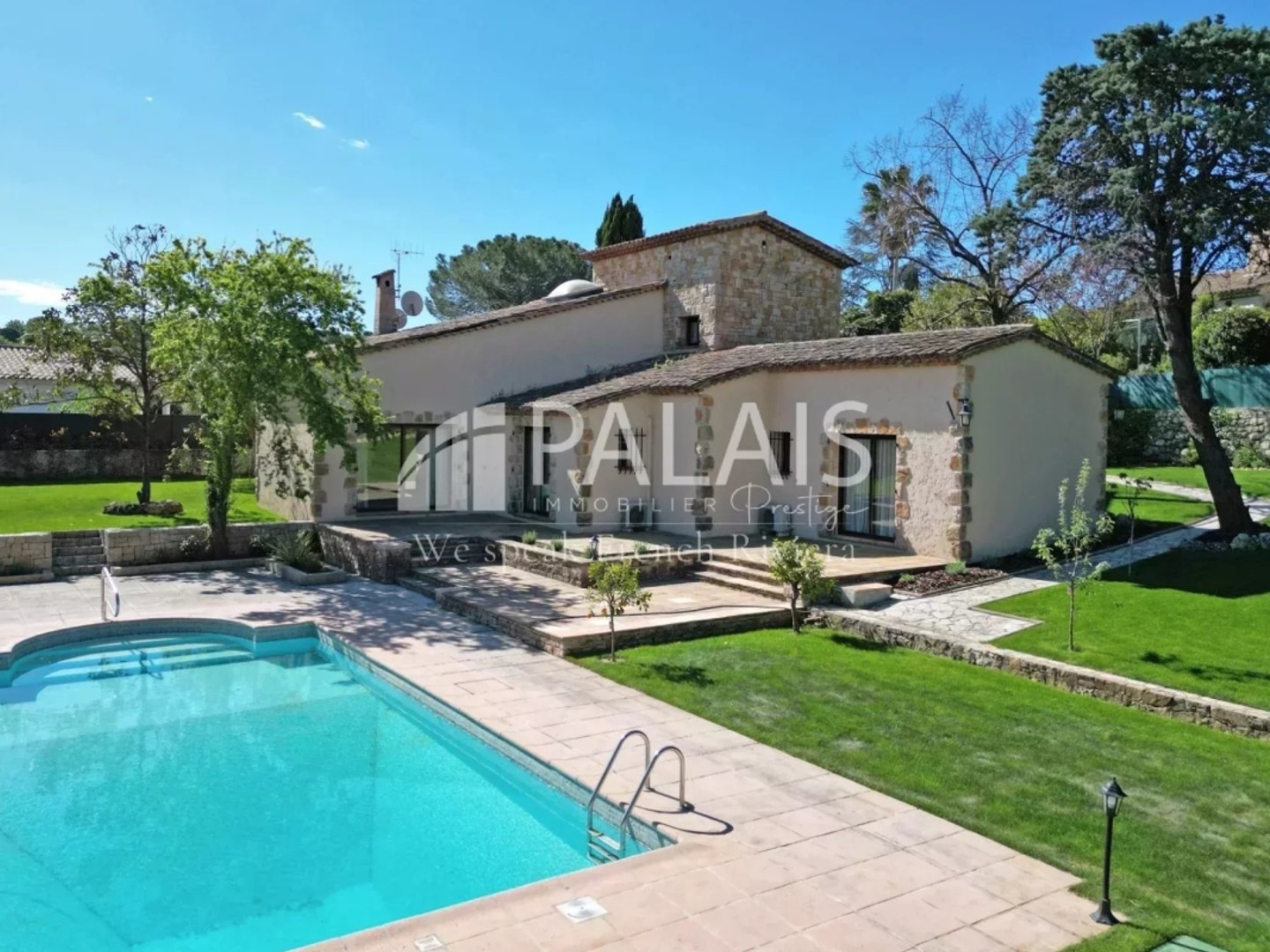 VALBONNE / CUBERTE - Maison de caractère / Rénovée 7 p 170m2 - Piscine - Jardin 2528m2 - VALBONNE