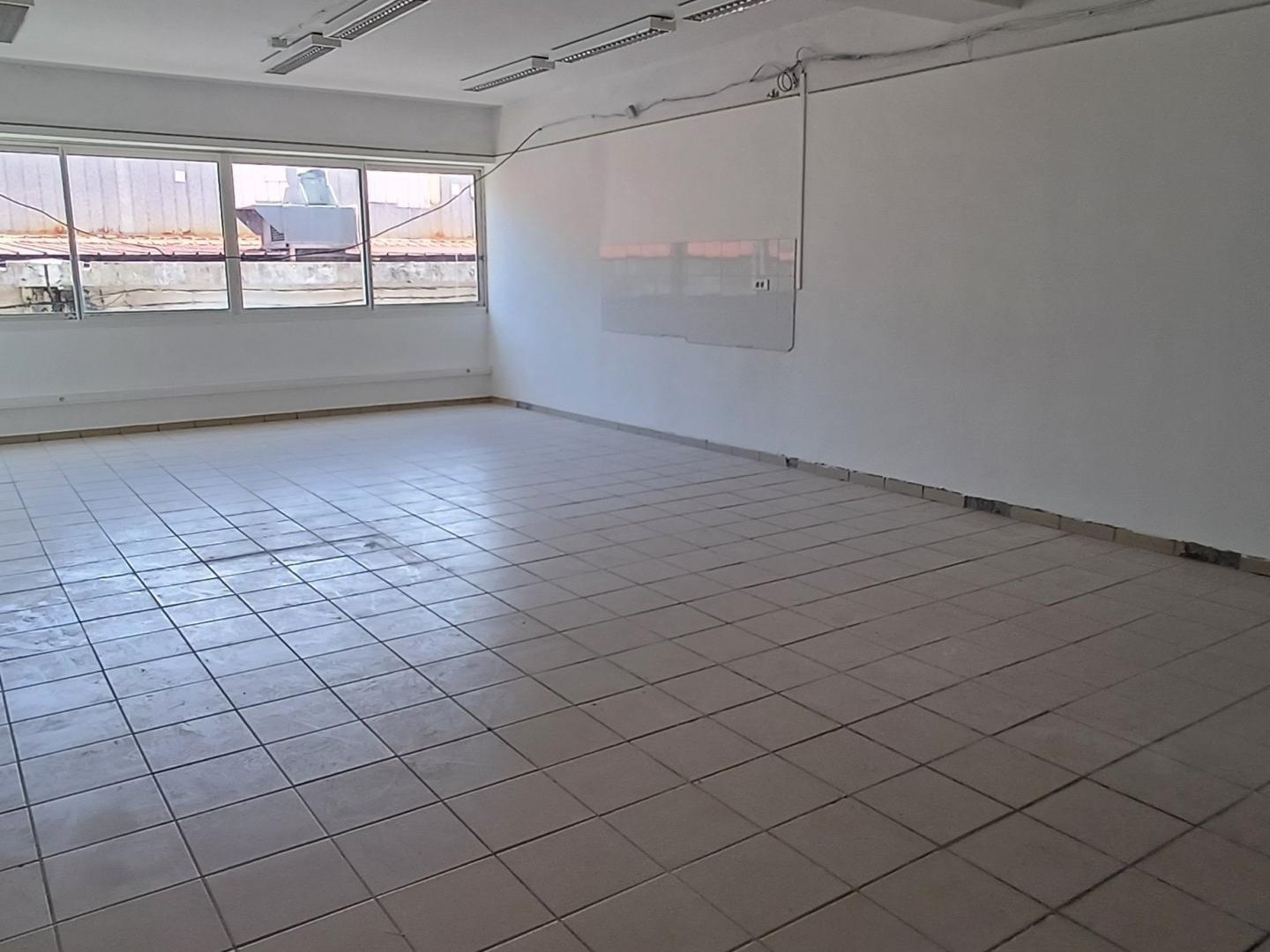 Locaux à vendre - 1 pièce - 52m2 - La Trinité (97220)