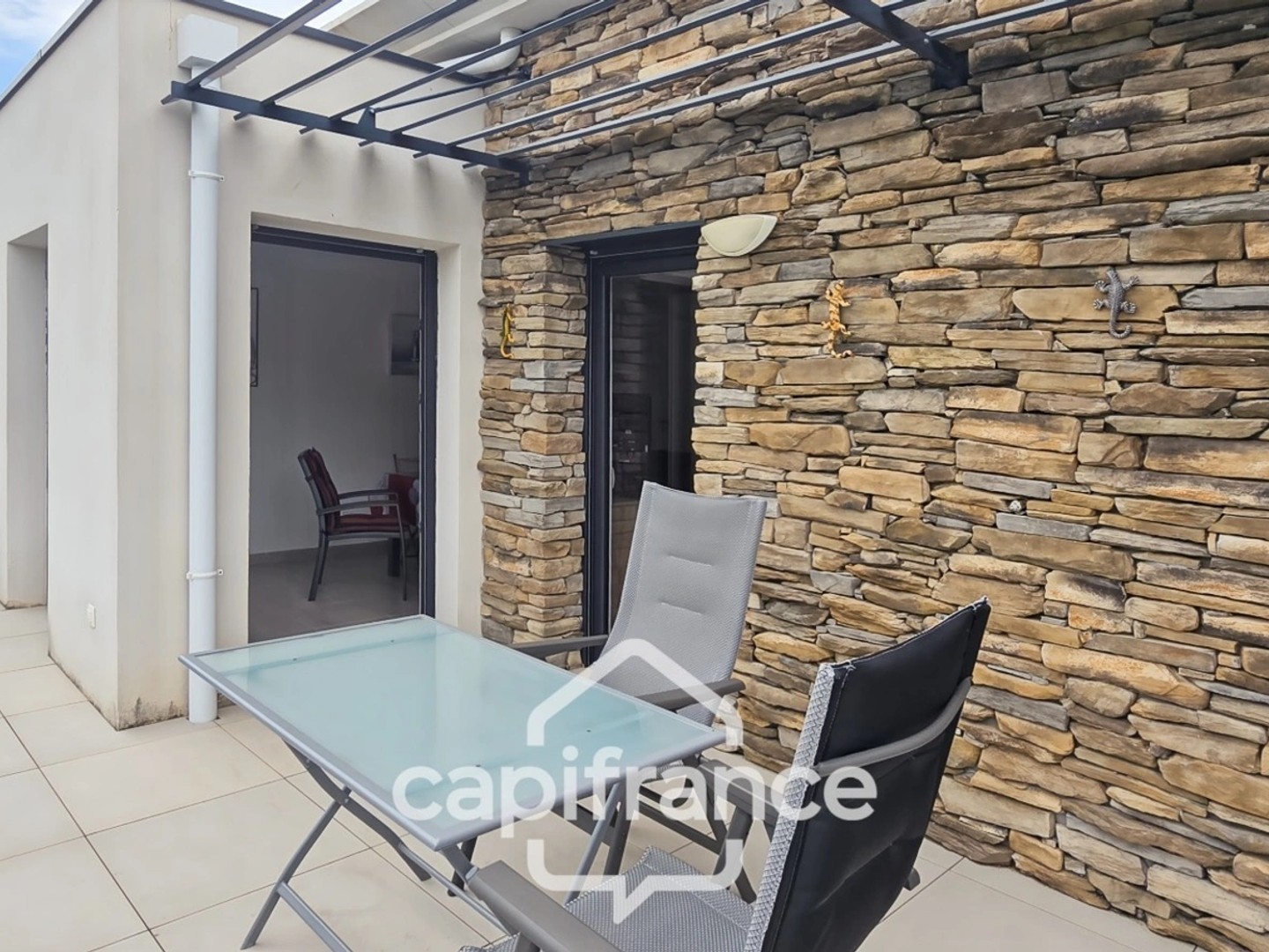 Appartement à vendre - 2 pièces - 47m2 - Saint-Cyr-Sur-Mer (83270)