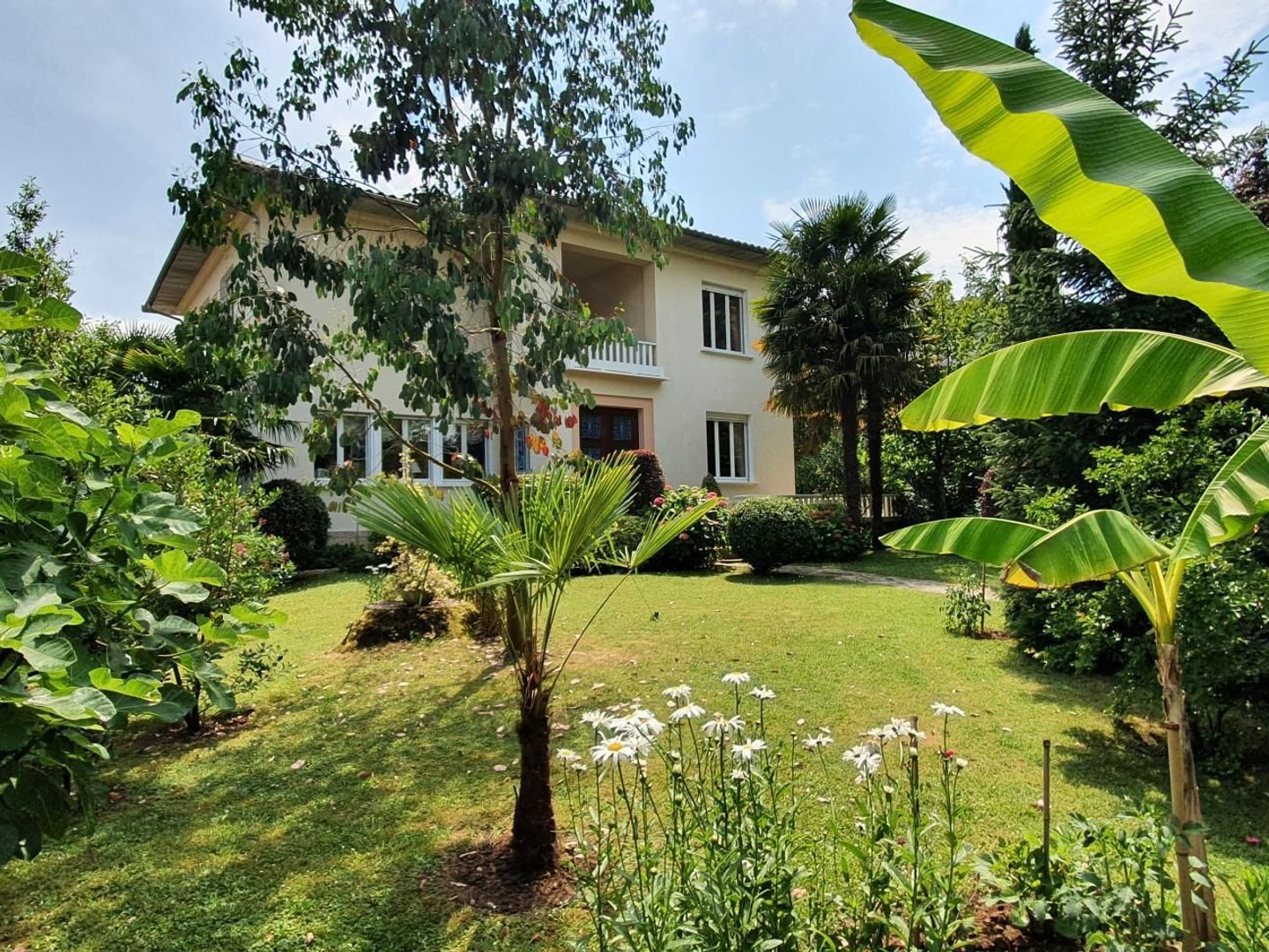 Maison à vendre - 7 pièces - 219m2 - Villeneuve-Sur-Lot (47300)