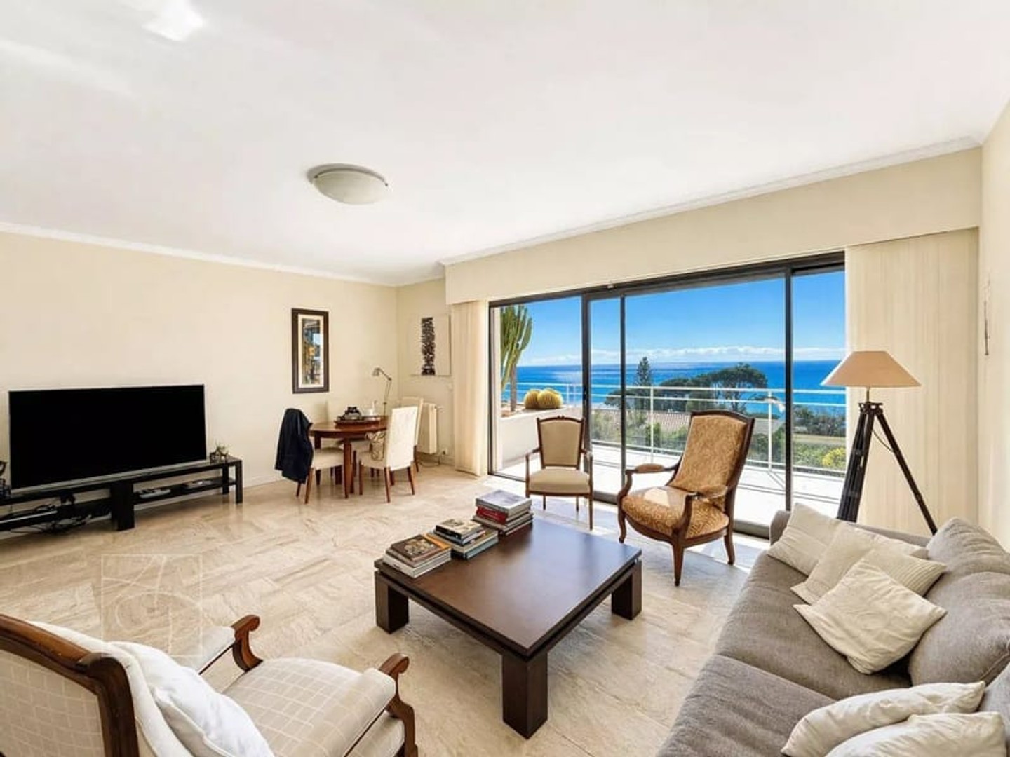 Appartement à vendre - 4 pièces - 120m2 - Cannes (06400)