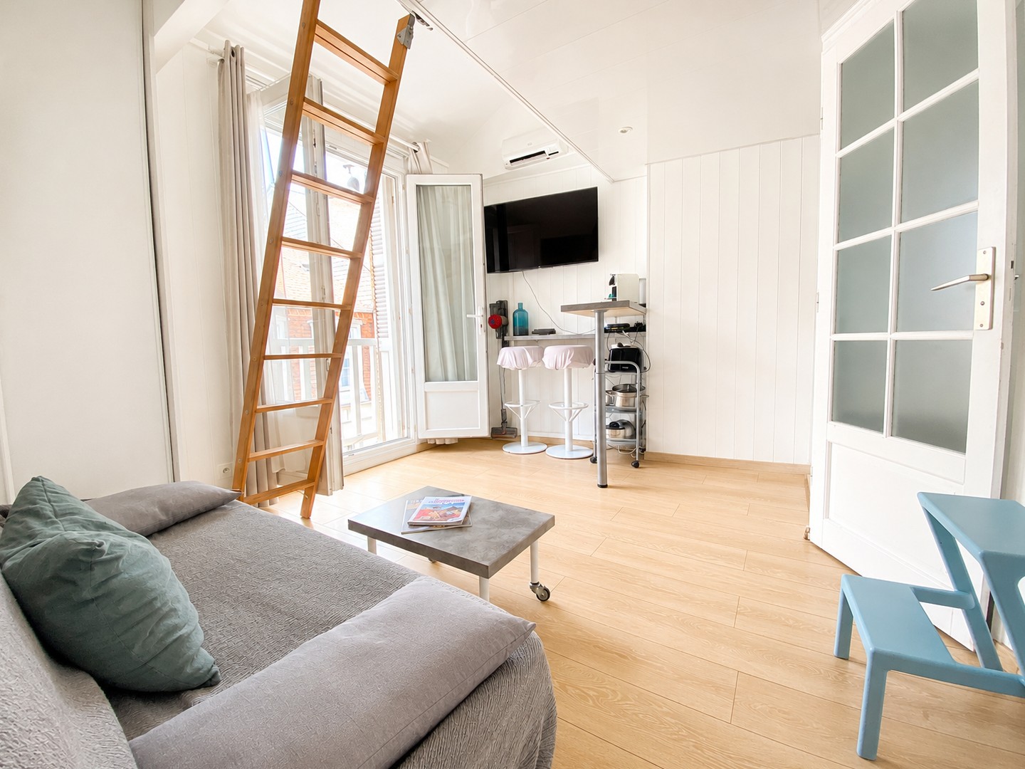 Appartement à vendre - 1 pièce - 20m2 - Trouville-Sur-Mer (14360)
