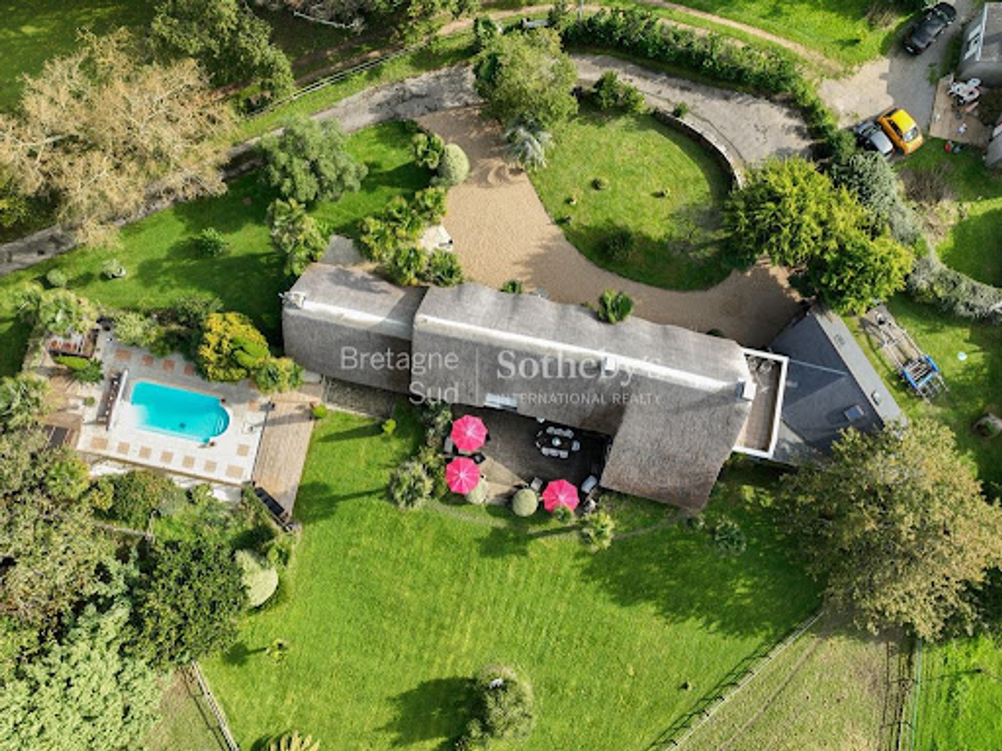 Maison 7 pièces 272 m²